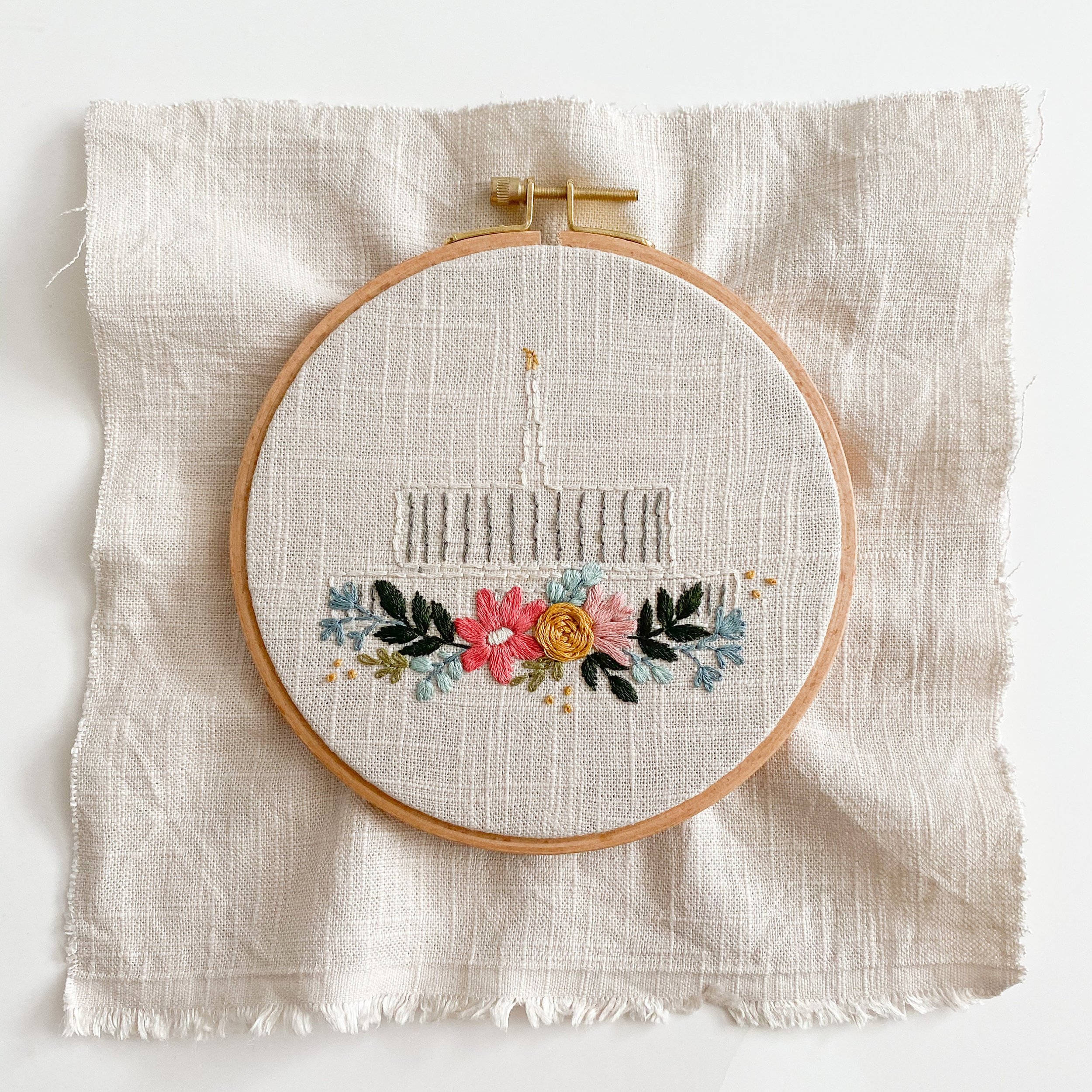 https://i.etsystatic.com/13953767/r/il/10632f/3076240704/il_fullxfull.3076240704_pvbg.jpg
