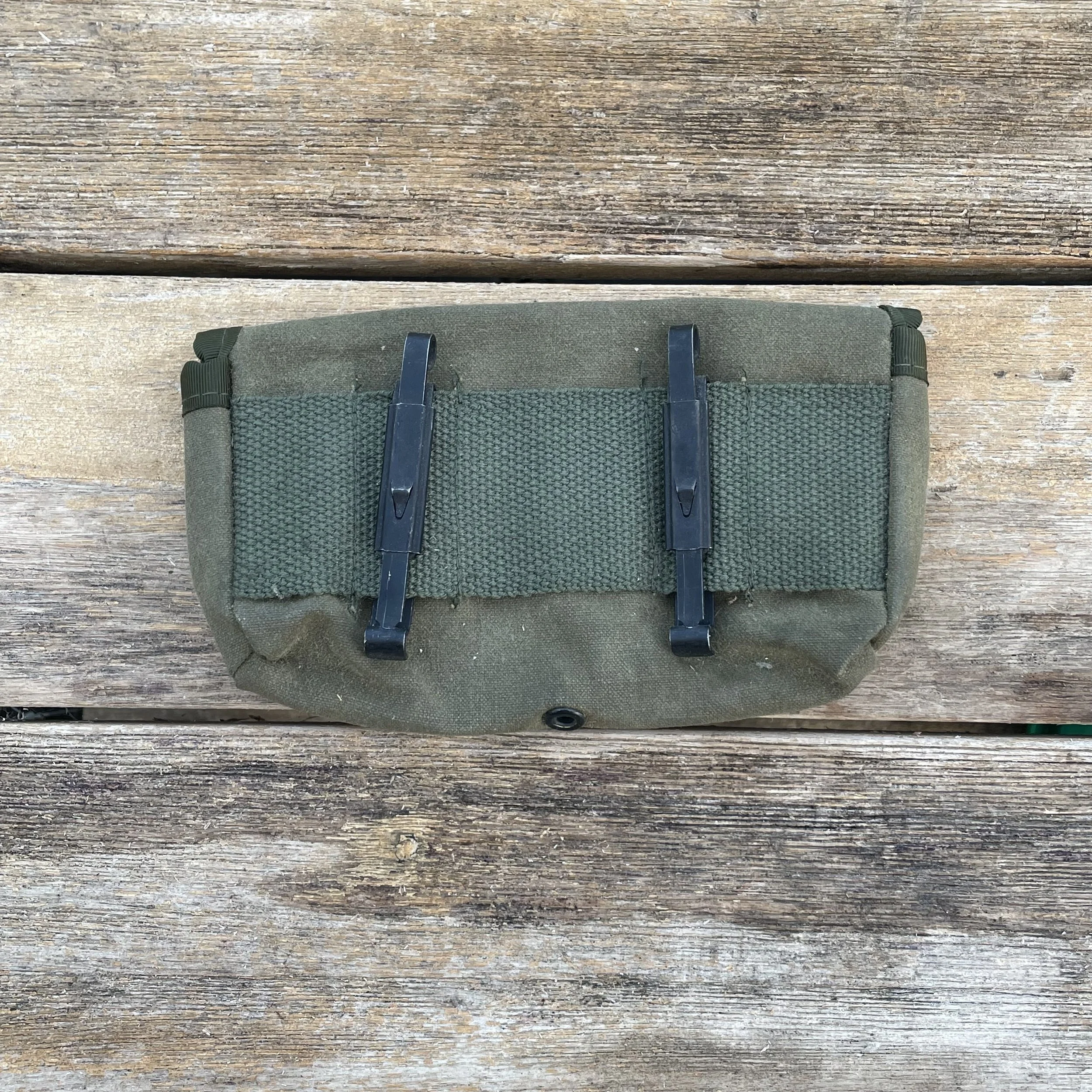 Shotgun Shell Pouch 12 Shells