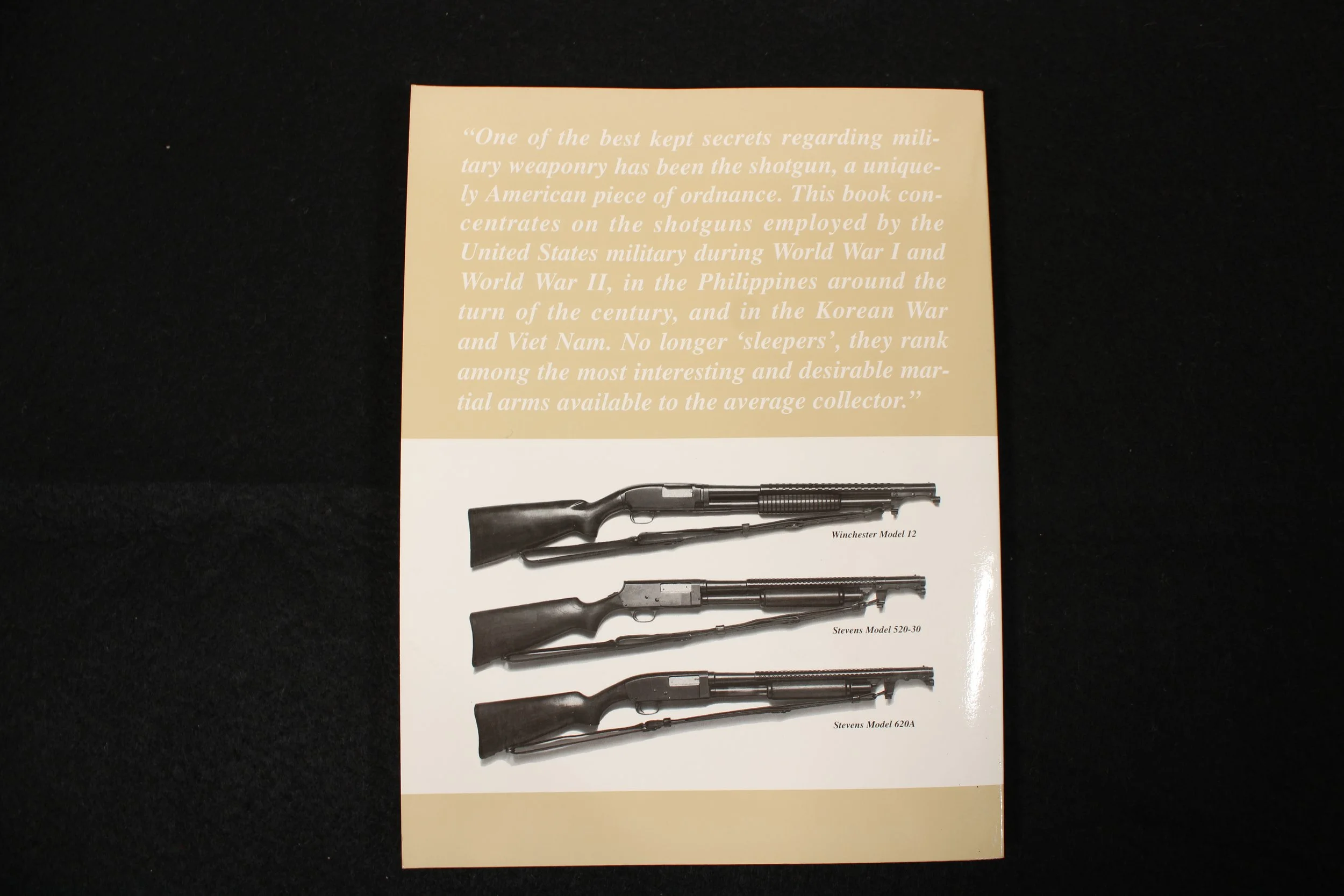 A Collector's Guide to United States Combat Shotguns by Canfield, Bruce N.