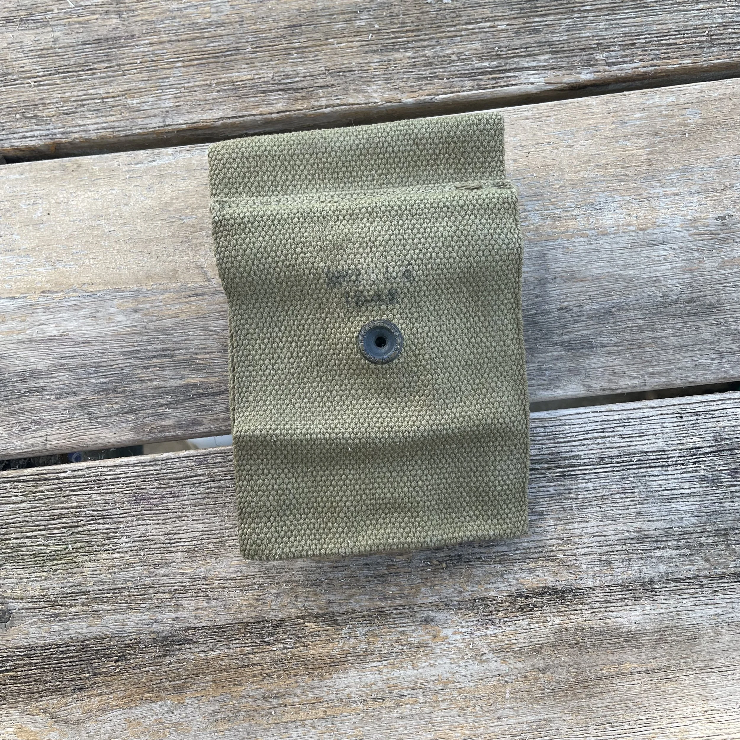 Original WWII US M1911 Pistol Ammo Magazine Pouch