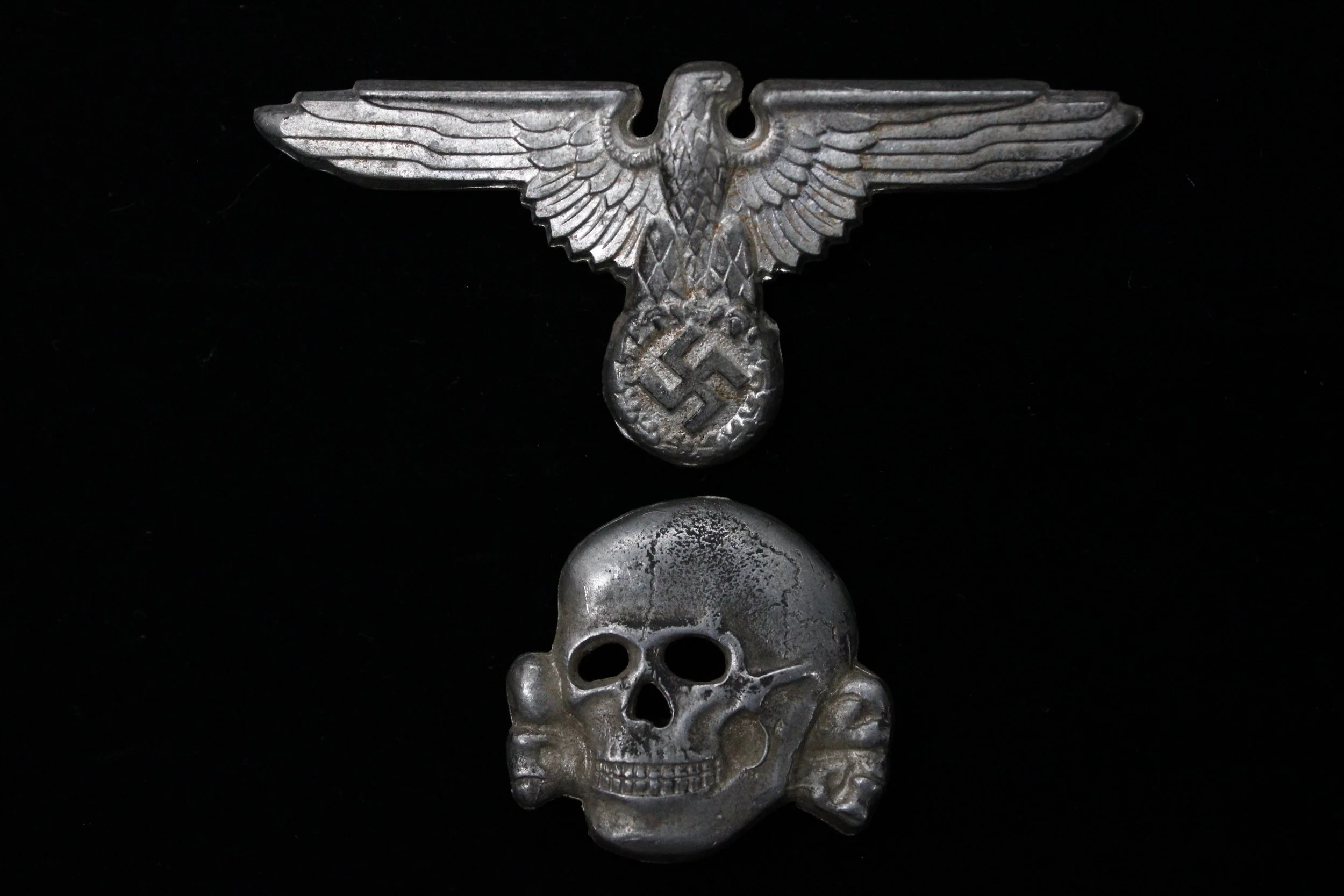 Reproduction WW2 German Waffen SS "Totenkopf" Visor Cap Skull & Eagle Set (RZM 360/42, 373/43)