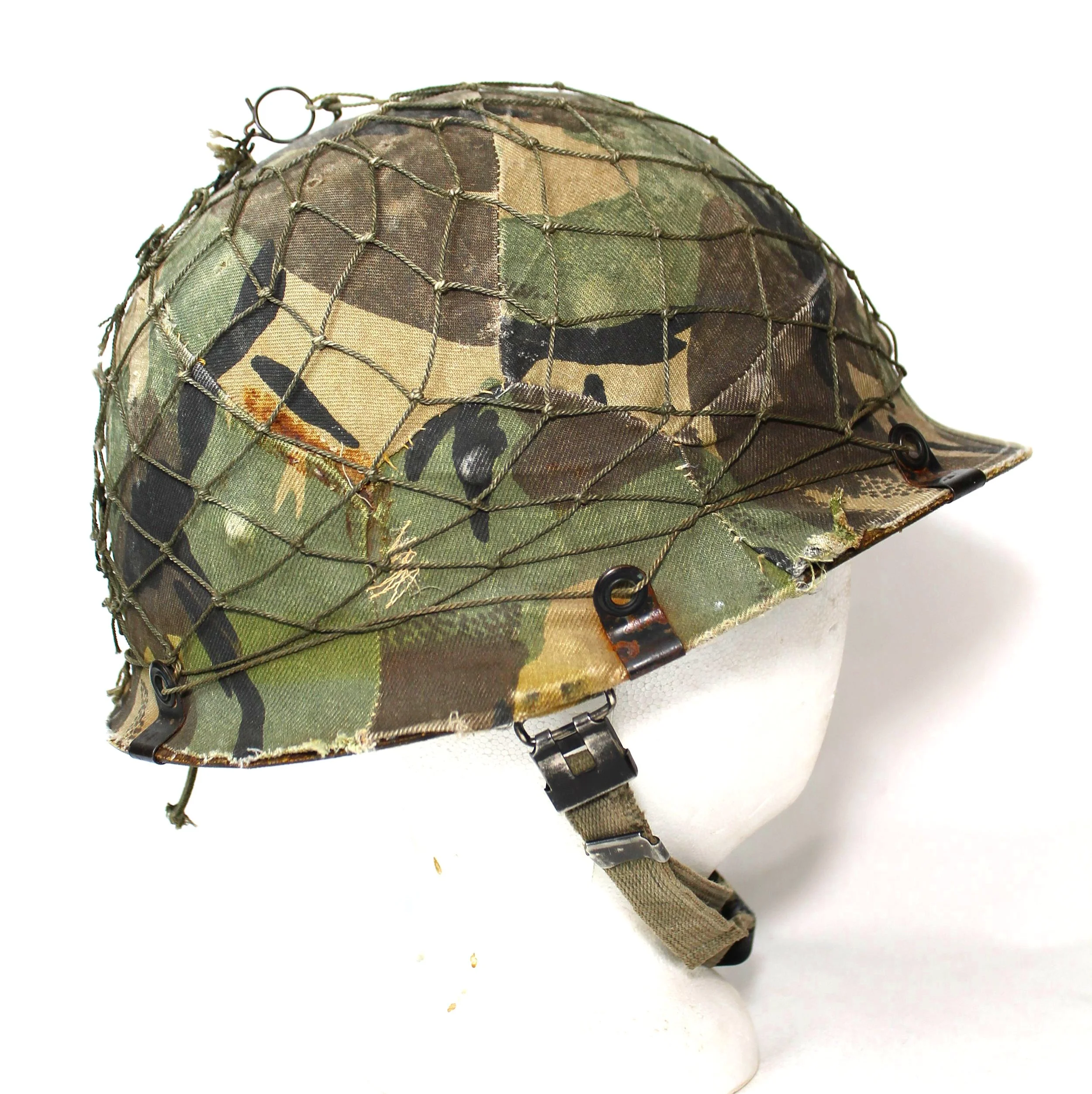 Iraqi Gulf War / Desert Storm M80 Helmet Set