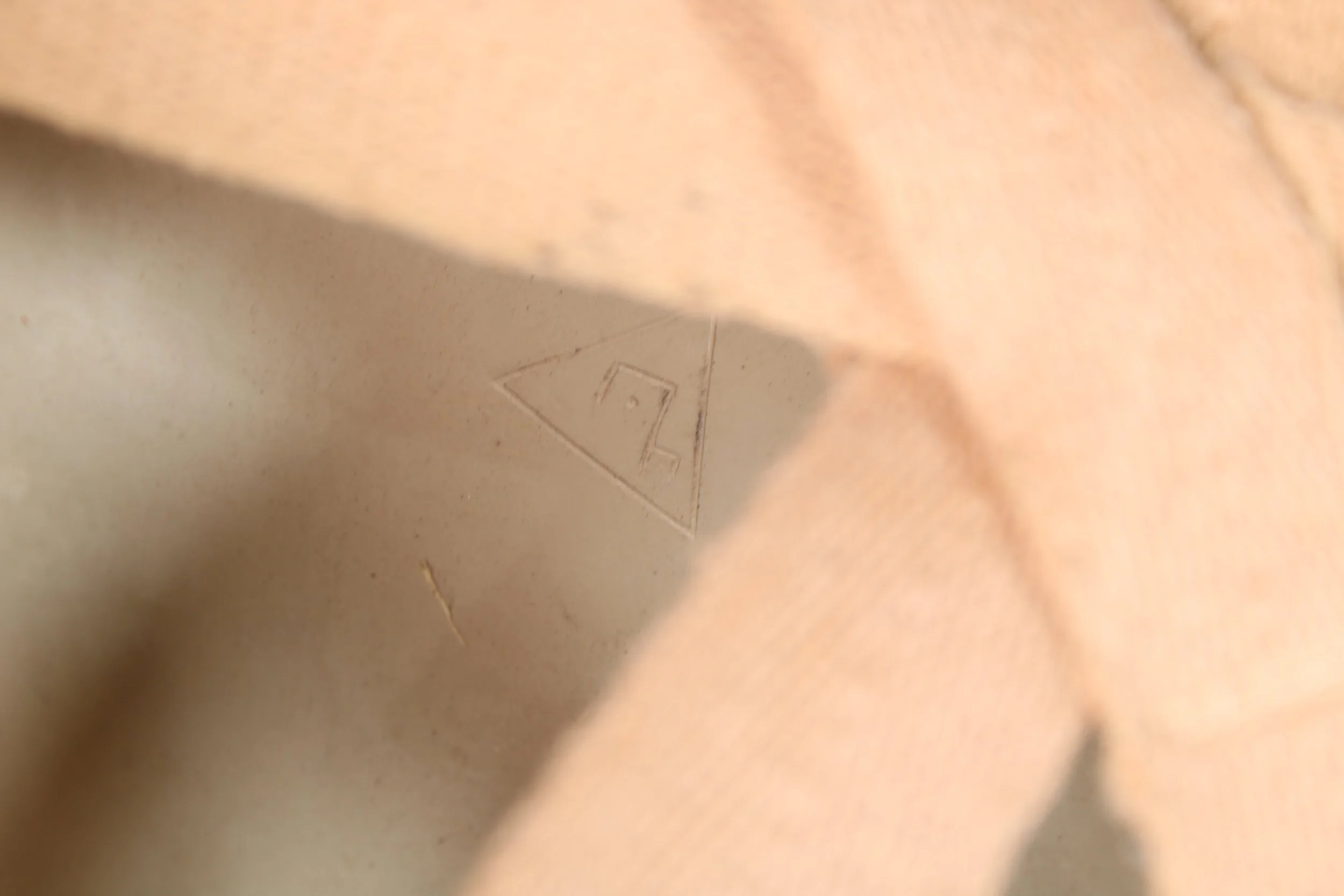 Iraqi Army M80/03 Khaki Fiber Combat Helmet w/Full Liner & Straps