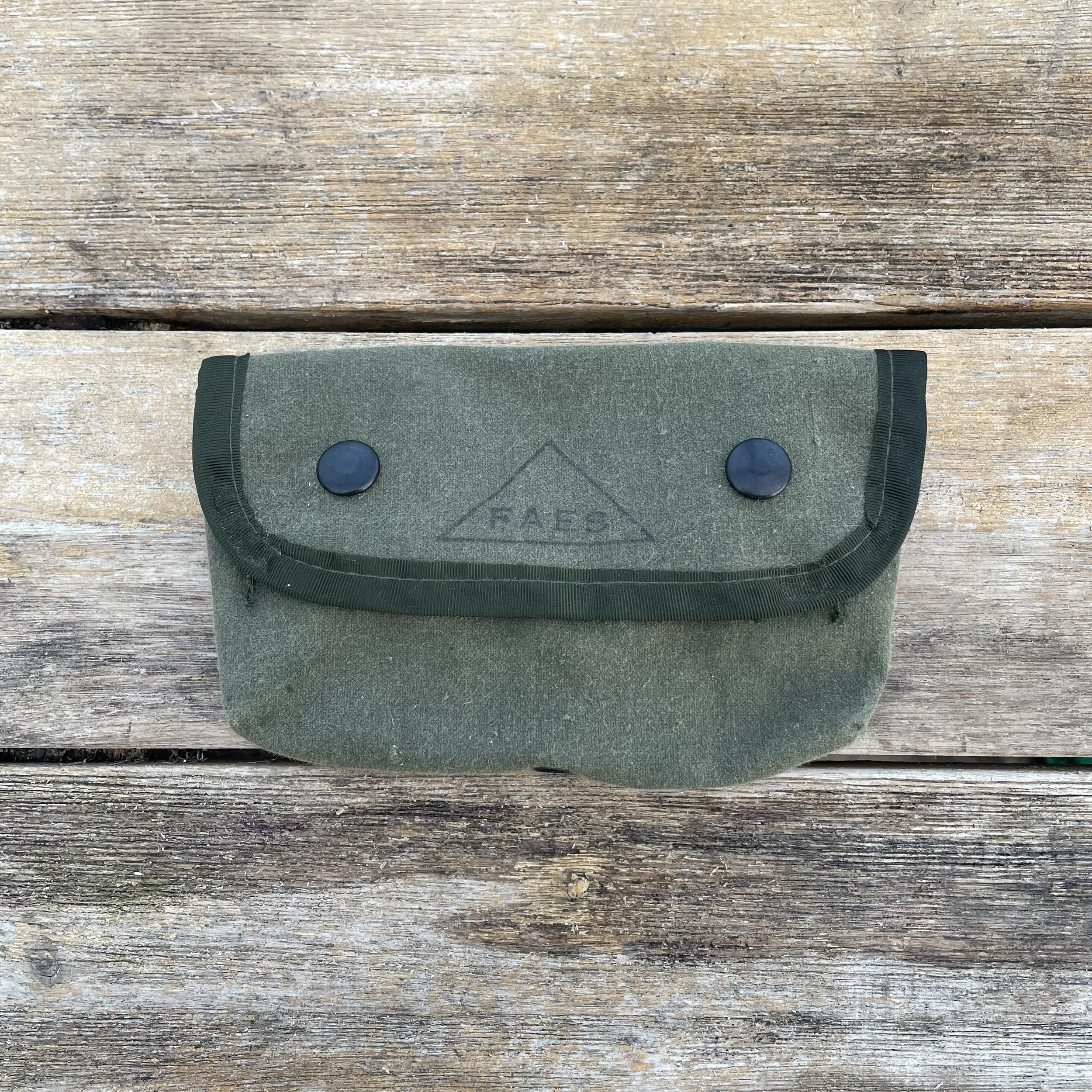 Shotgun Shell Pouch 12 Shells