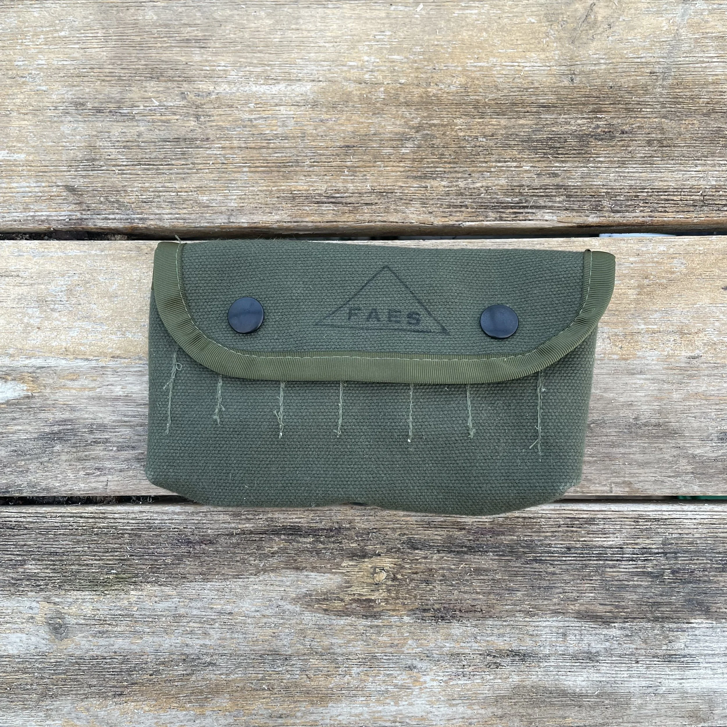 Shotgun Shell Pouch 12 Shells