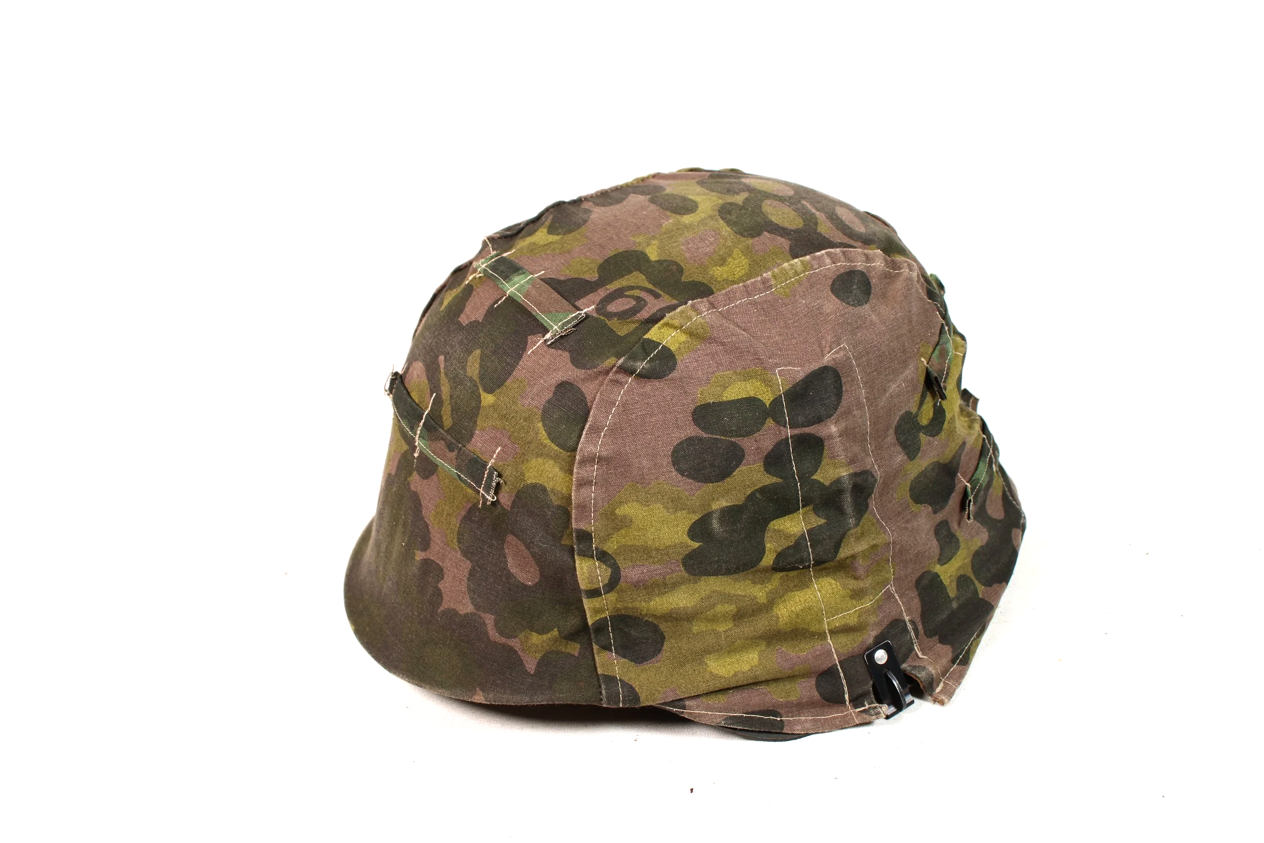 Reproduction Waffen SS WW2 German Overprint 5/6 Camo Helmet Cover W/Mixed Loops