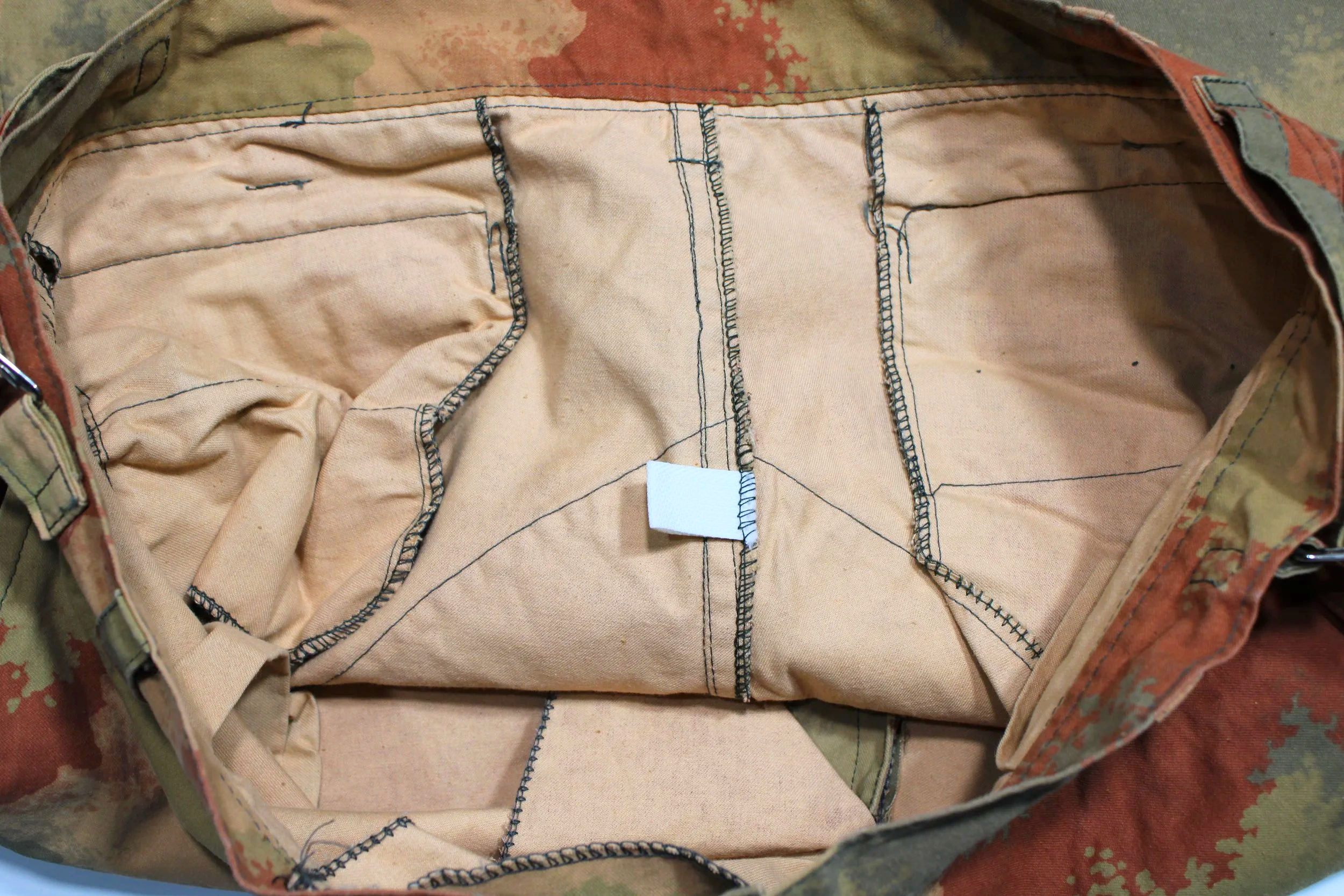 (Rare) Czech Military Agreco Experimental Desert Camo Pants Deadstock Large