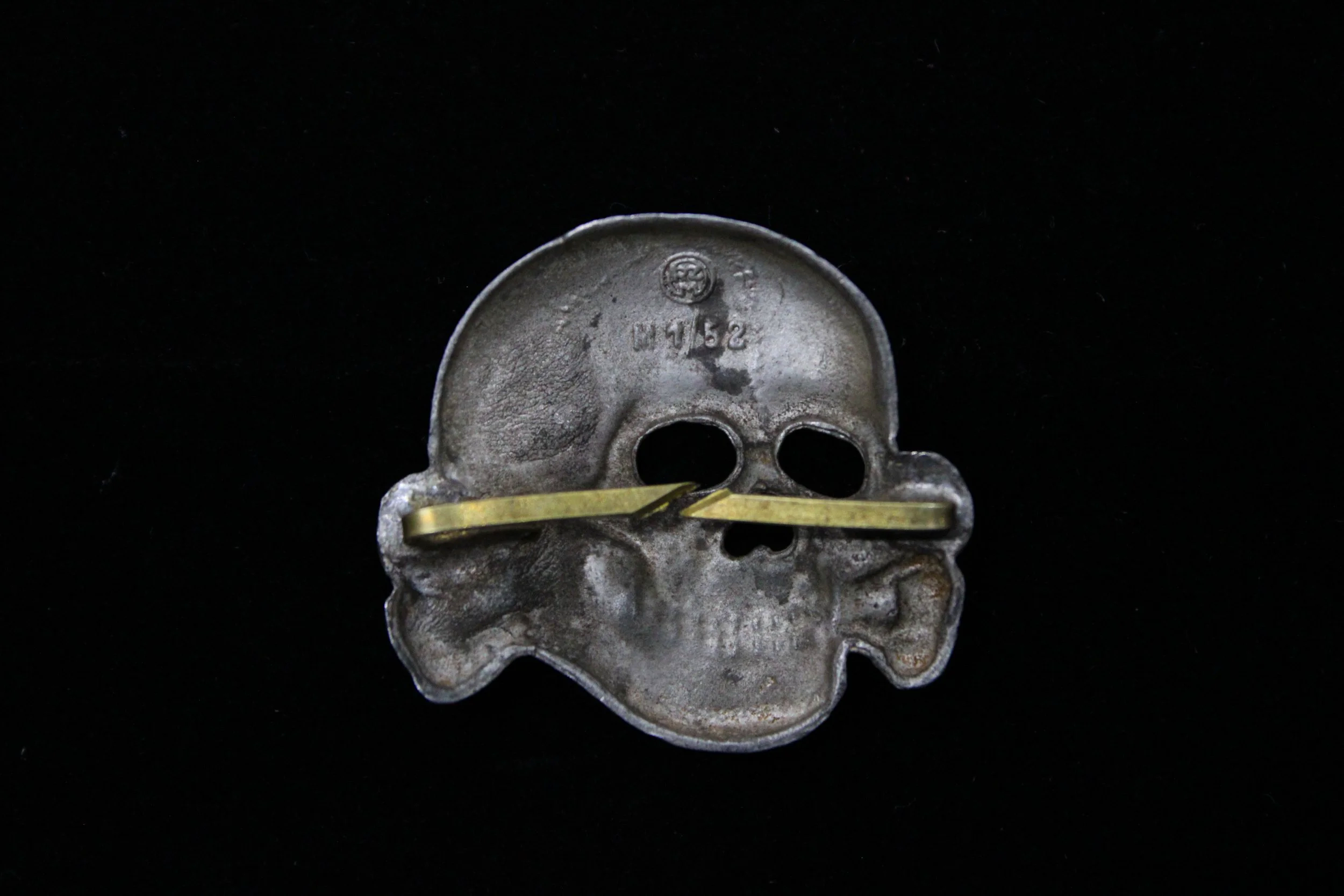Waffen SS "Totenkopf" Visor Cap Skull WW2 German Reproduction RZM 1/52 Deschler & Sohn