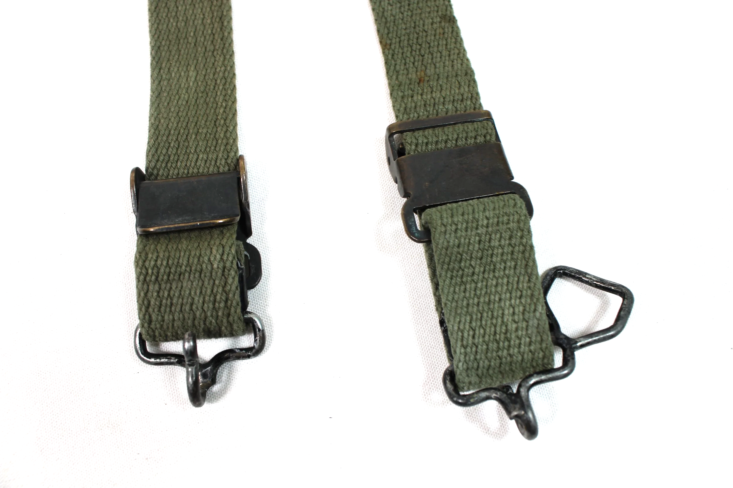 Vietnam War M56 Field Pack Suspenders Size R 1959 (Named)