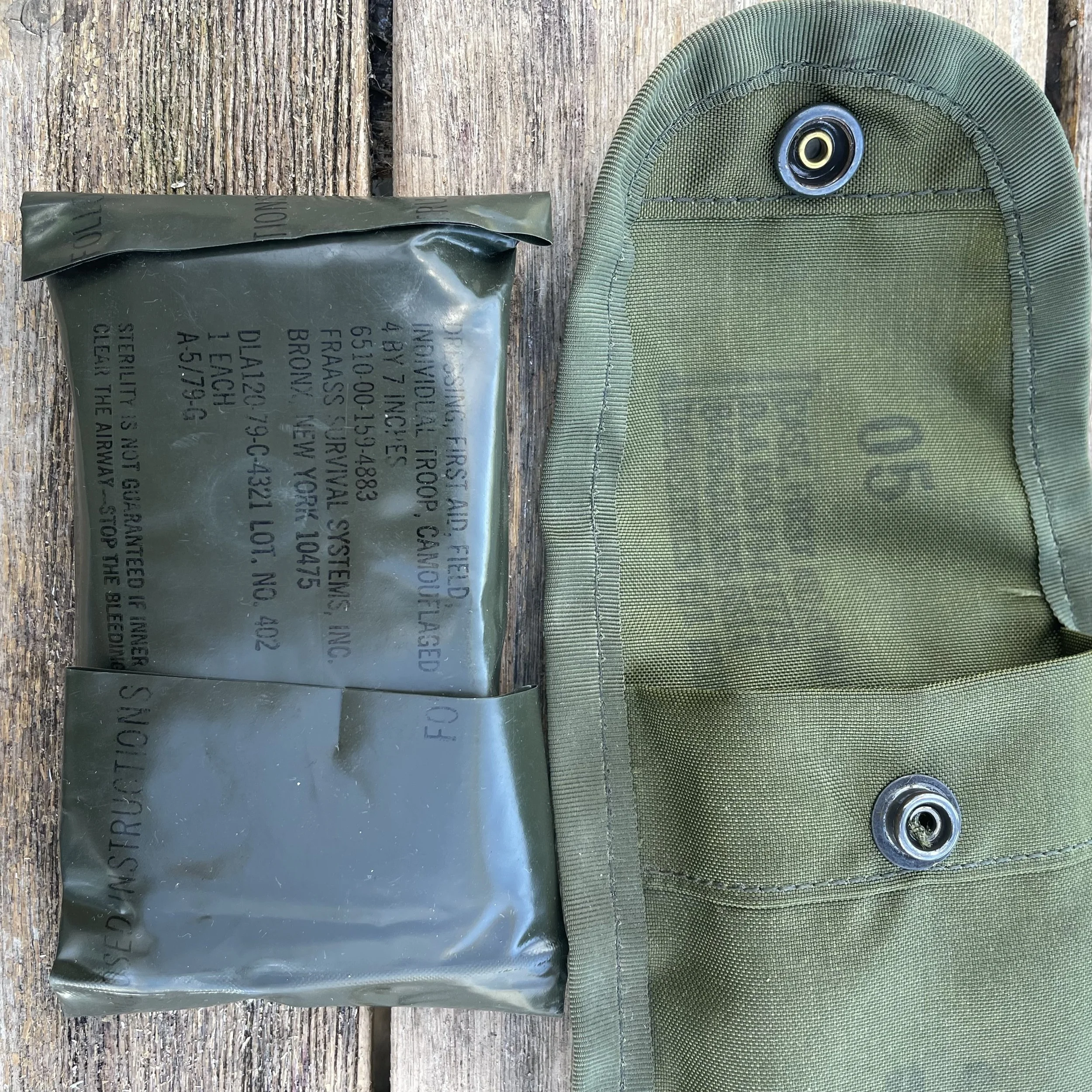 1979 Bandage and Pouch