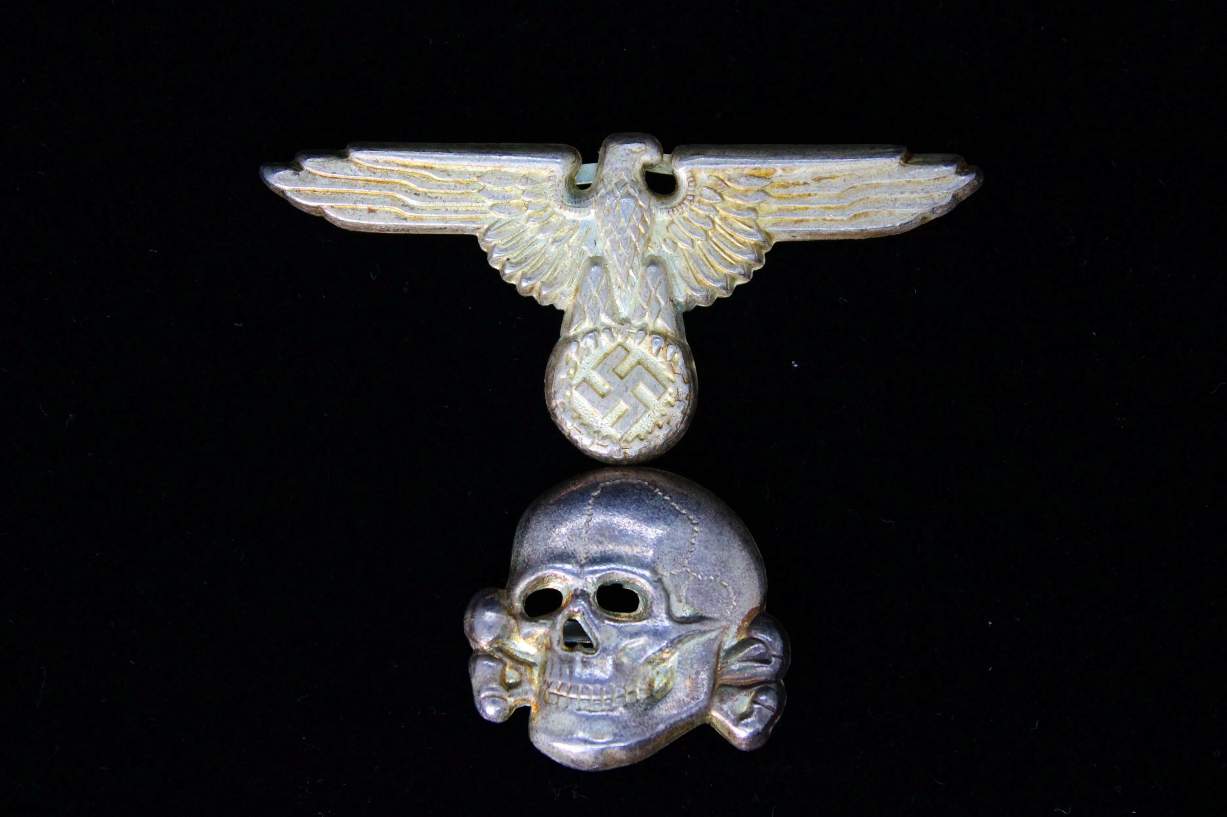 Reproduction WW2 German Waffen SS "Totenkopf" Visor Cap Skull & Eagle Set RZM M1/52 Deschler & Sohn