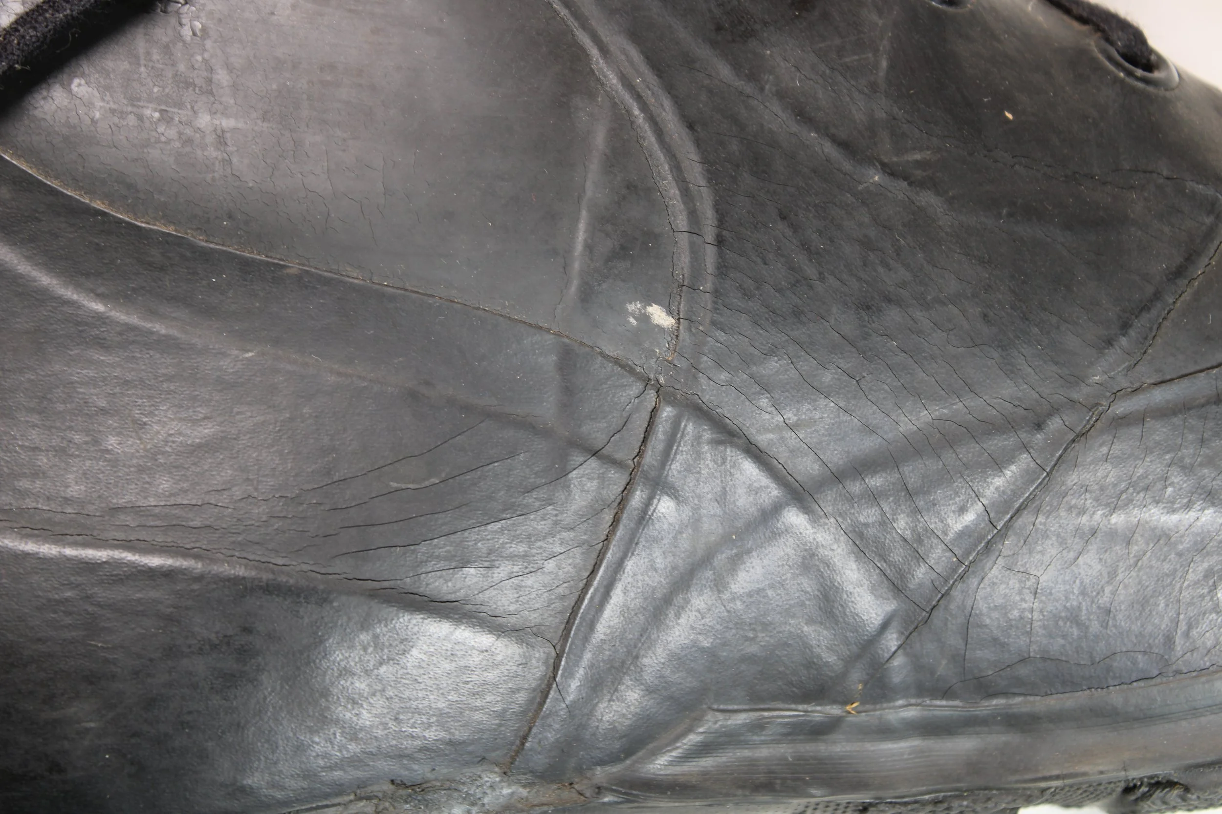 Arctic Extreme Cold Weather -20° MICKEY MOUSE BOOTS w/ Valve Size 10W