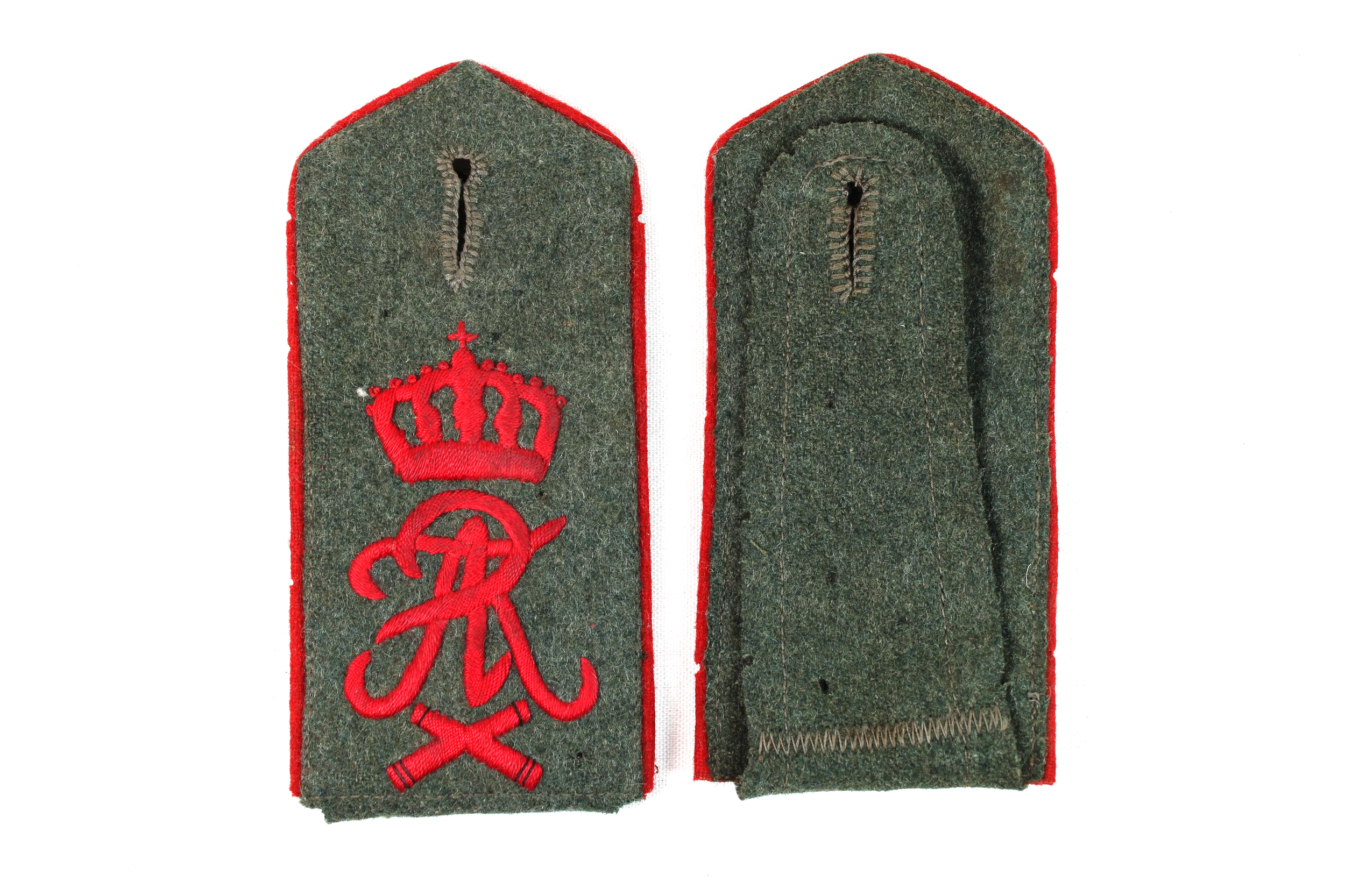 Saxon Grenadier Regiment 100 Artillery Shoulder Boards Reproduction WW1 German