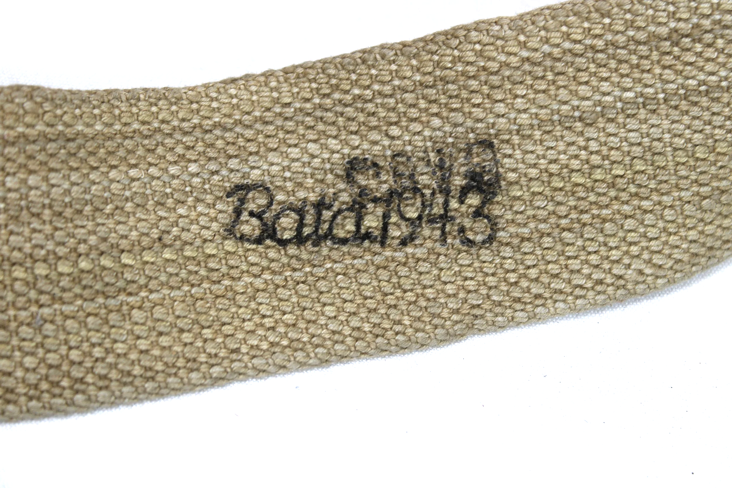 WW2 British Army P37 Canteen & Canvas Carrier & Carrying Strap, 1943
