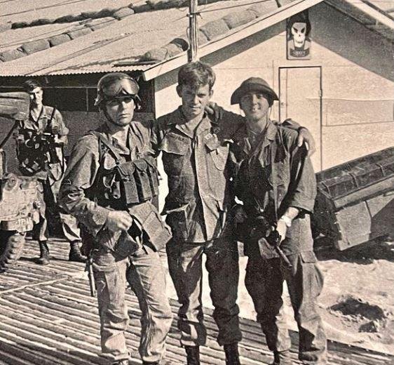 macvsog-tf1ae-1971-1972-v0-hfwpz4gpdffa1.jpg