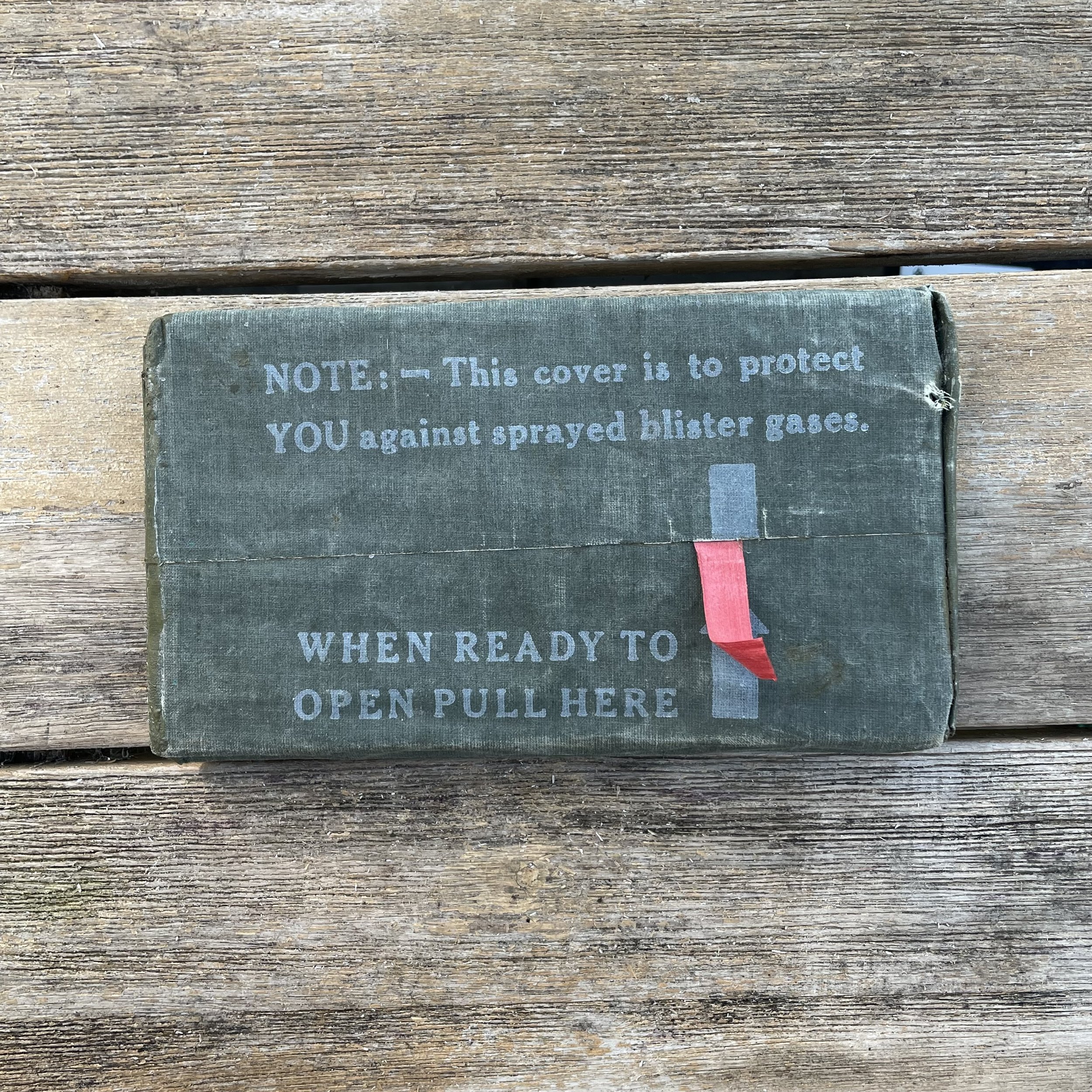 WW2 US Blister Gas Protective Cover 1945 dated