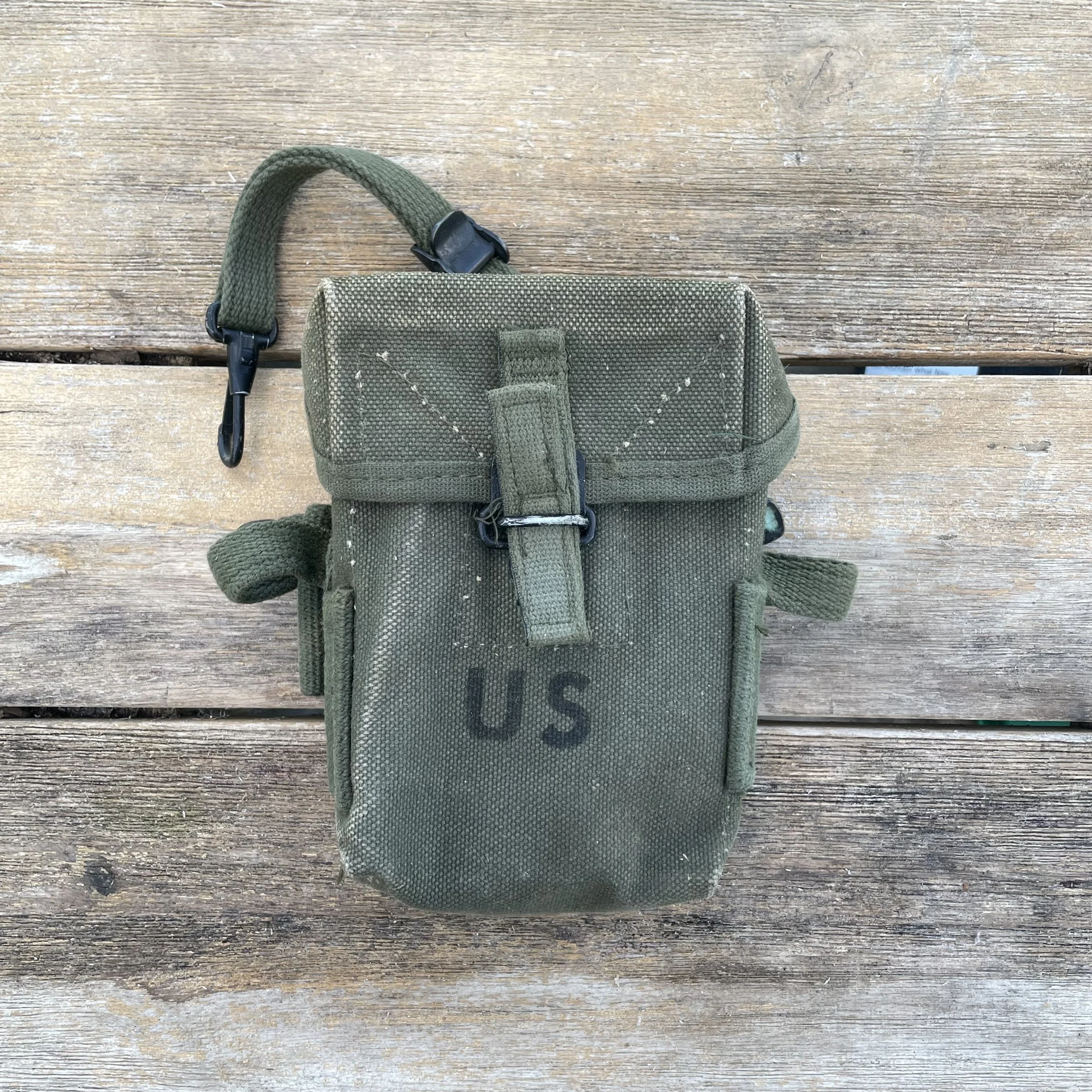IMG_2981.jpeg Pair of Dead Stock Vietnam War M1956 Universal Small Arms Ammunition Pouch 2nd pattern