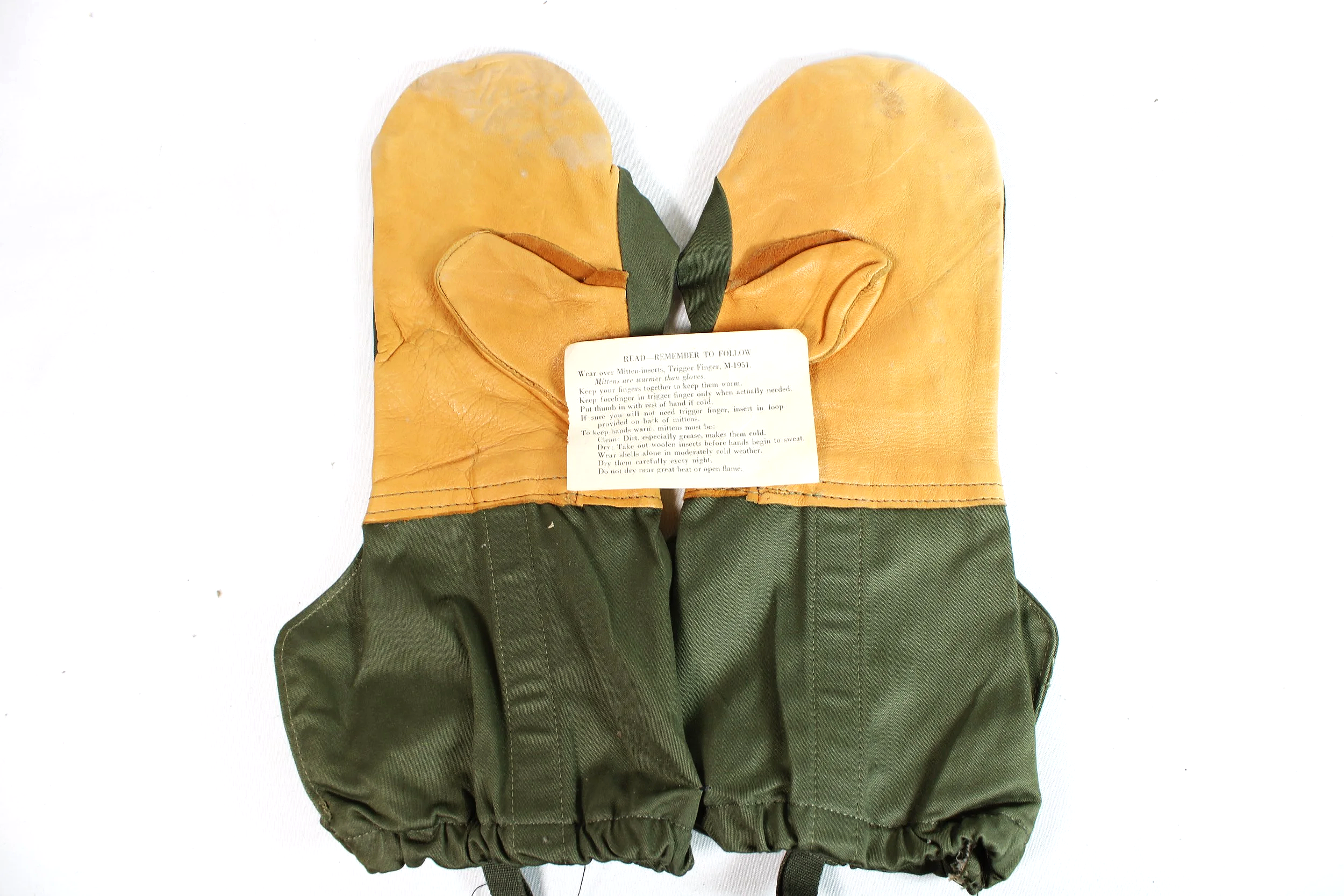 US Army Korean War M-1951 Trigger Finger Mittens  NOS W/ Instructions