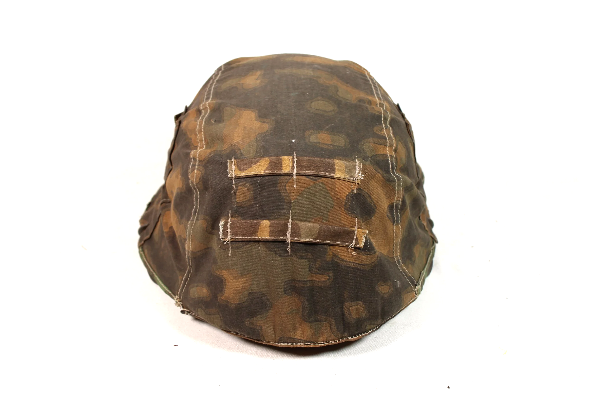 Reproduction Waffen SS Blurred Edge WW2 German Helmet Cover w/Mixed Loops