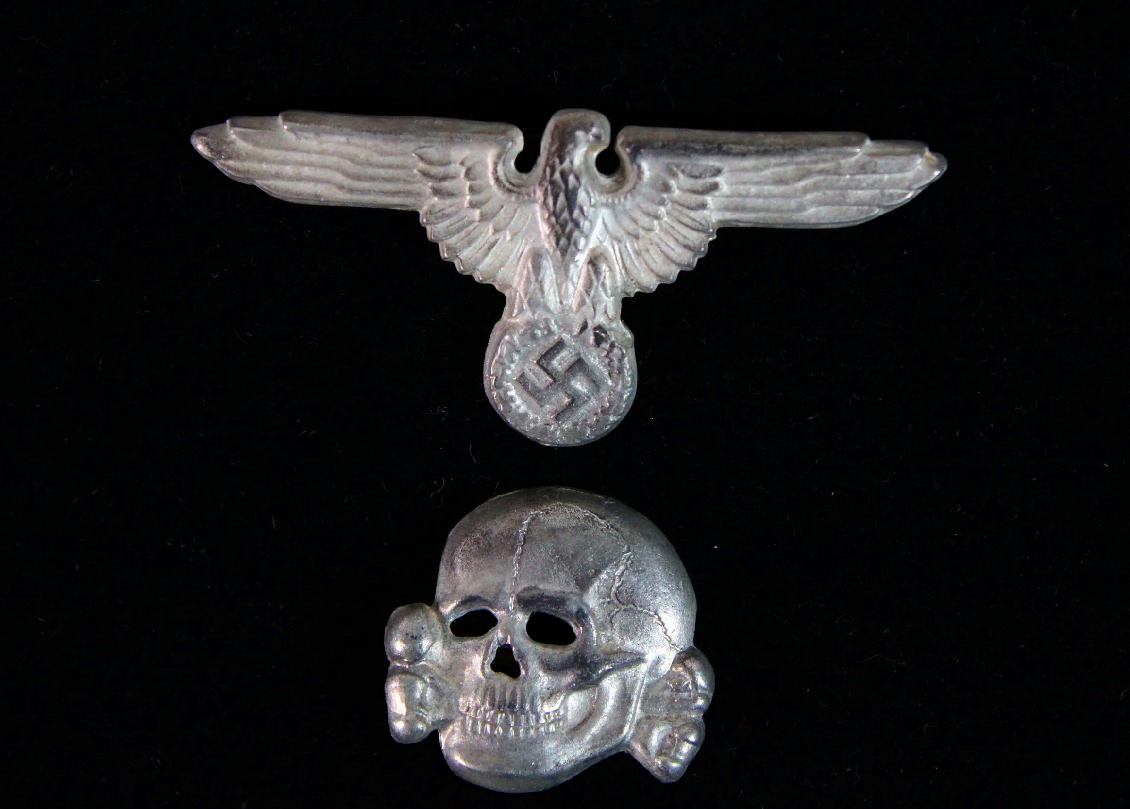 Reproduction WW2 German Waffen SS "Totenkopf" Visor Cap Skull & Eagle Set