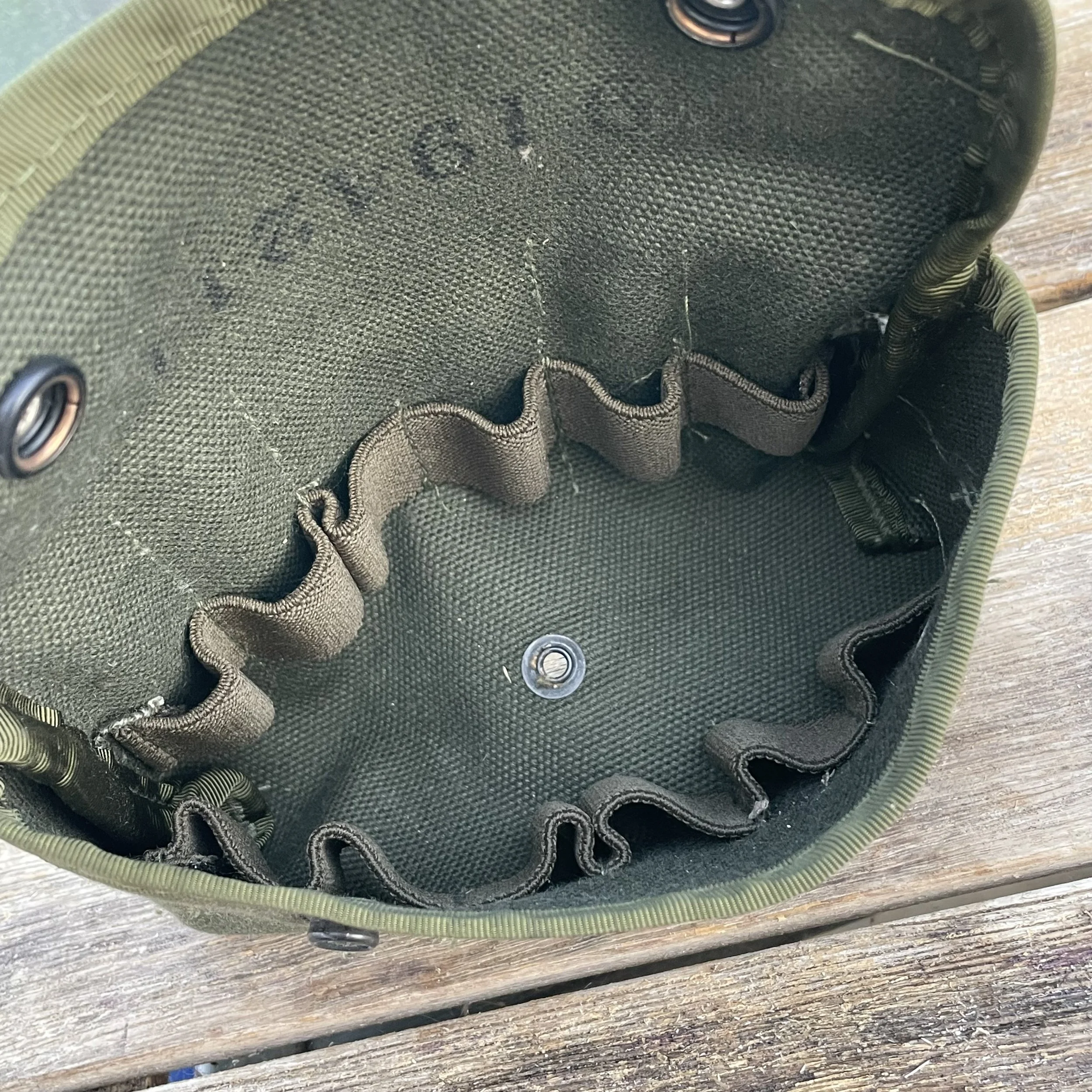 Shotgun Shell Pouch 12 Shells