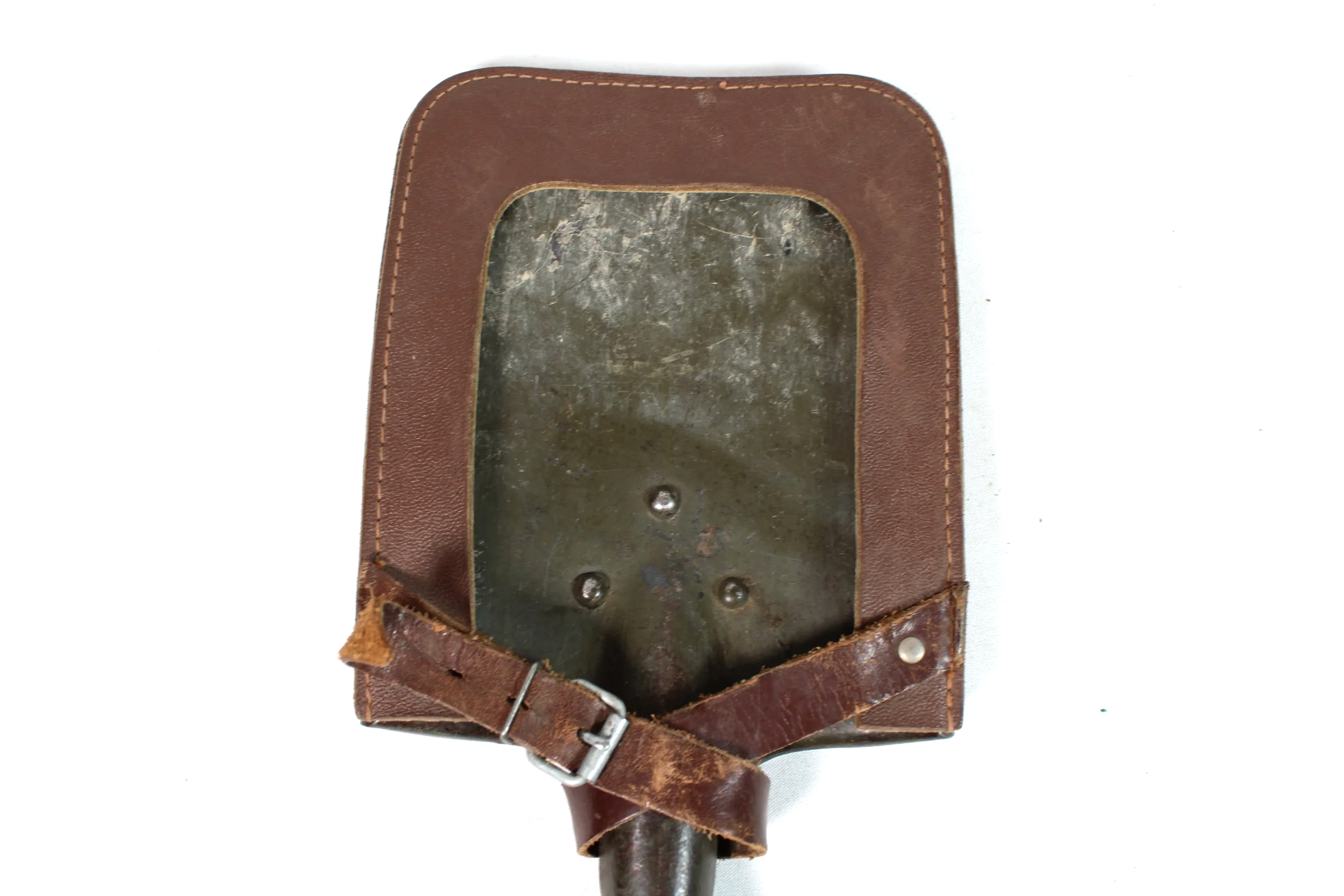 Original WW1 1915 dated Russian E-Tool Shovel and Reproduction WW1 German Carrier