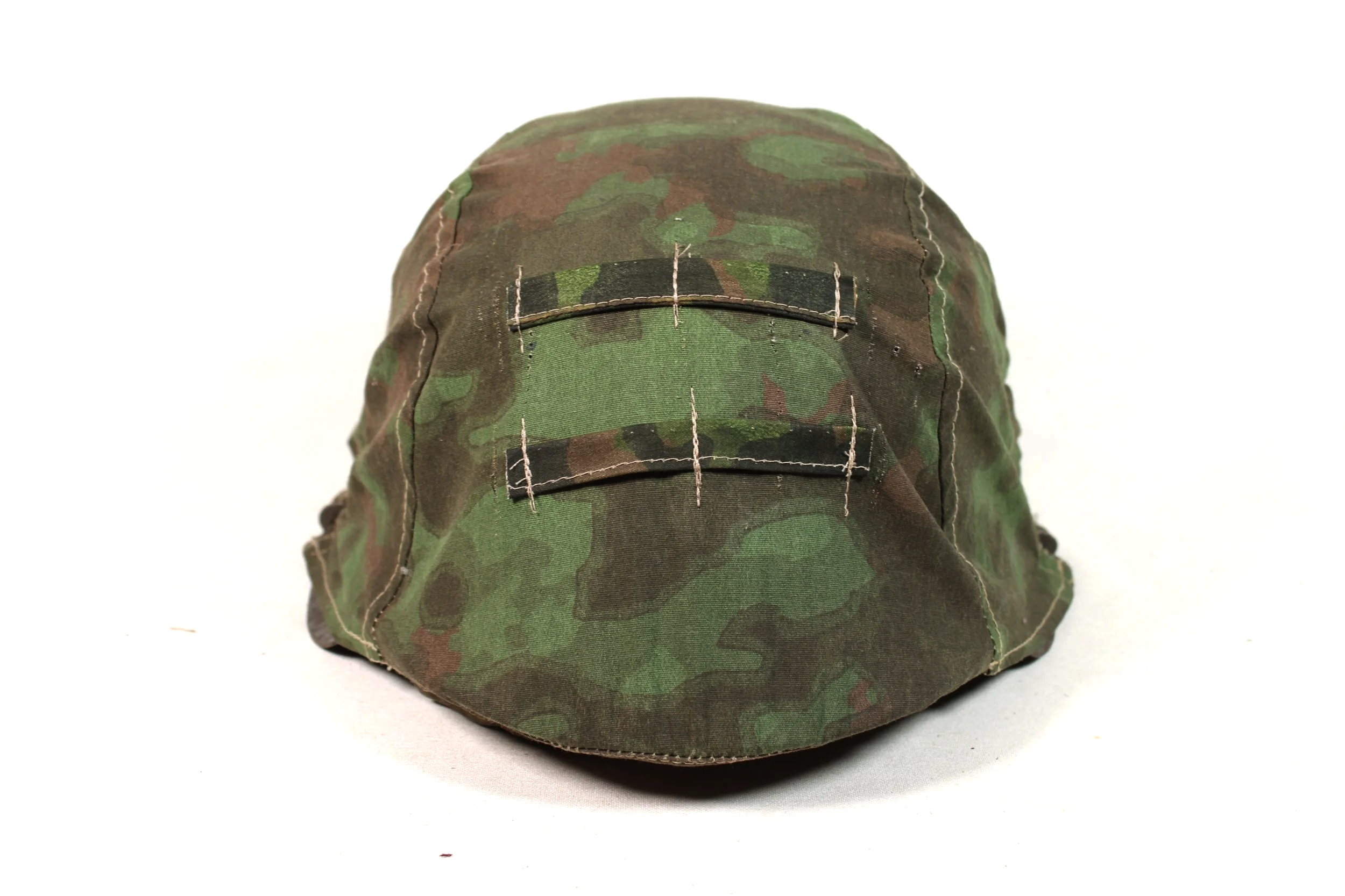 Reproduction Waffen SS Blurred Edge WW2 German Helmet Cover w/Mixed Loops