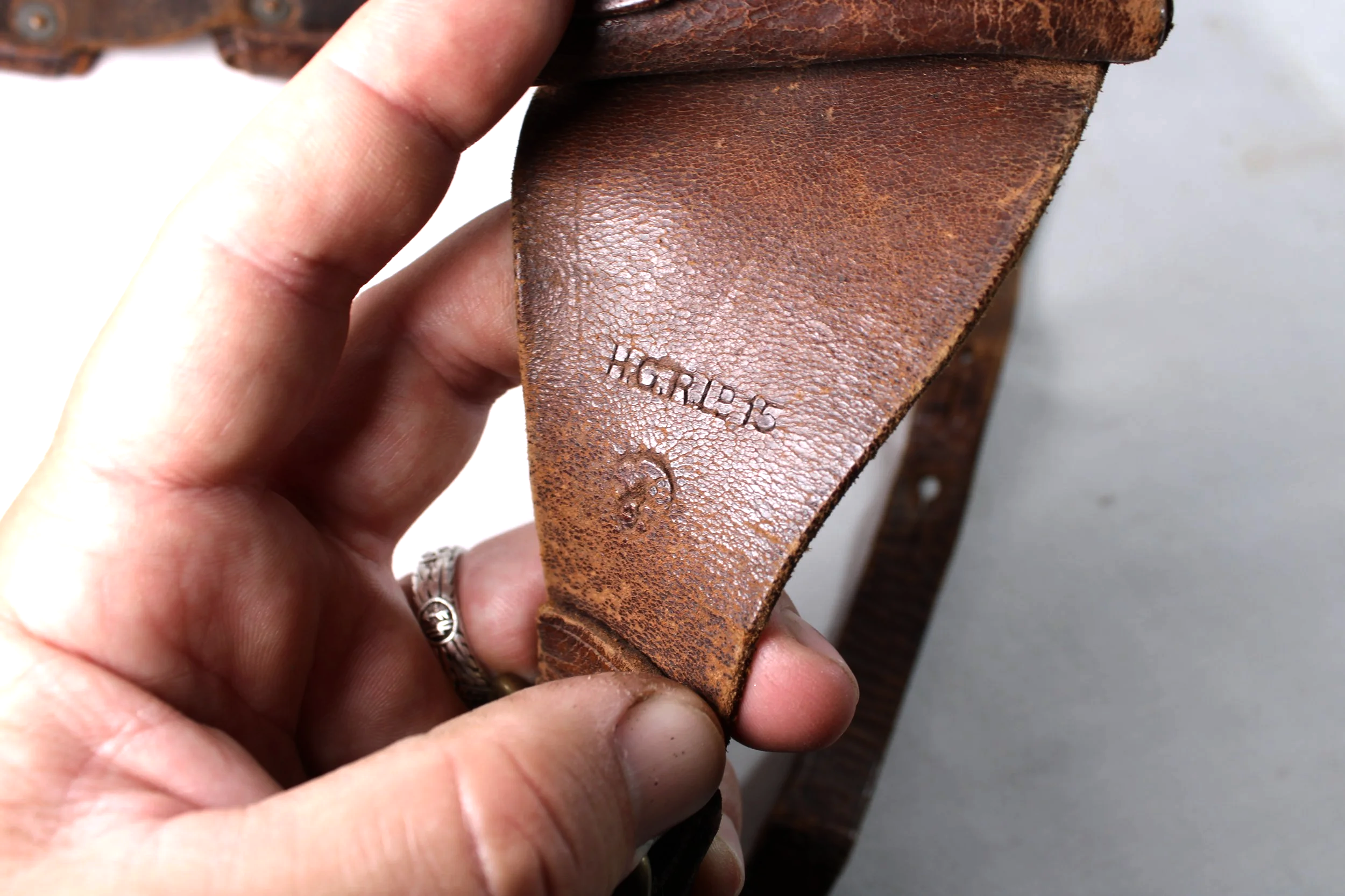 WW1 1903 PATTERN BRITISH ARMY 303 Lee Enfield LEATHER AMMUNITION BANDOLIER 1915 Dated