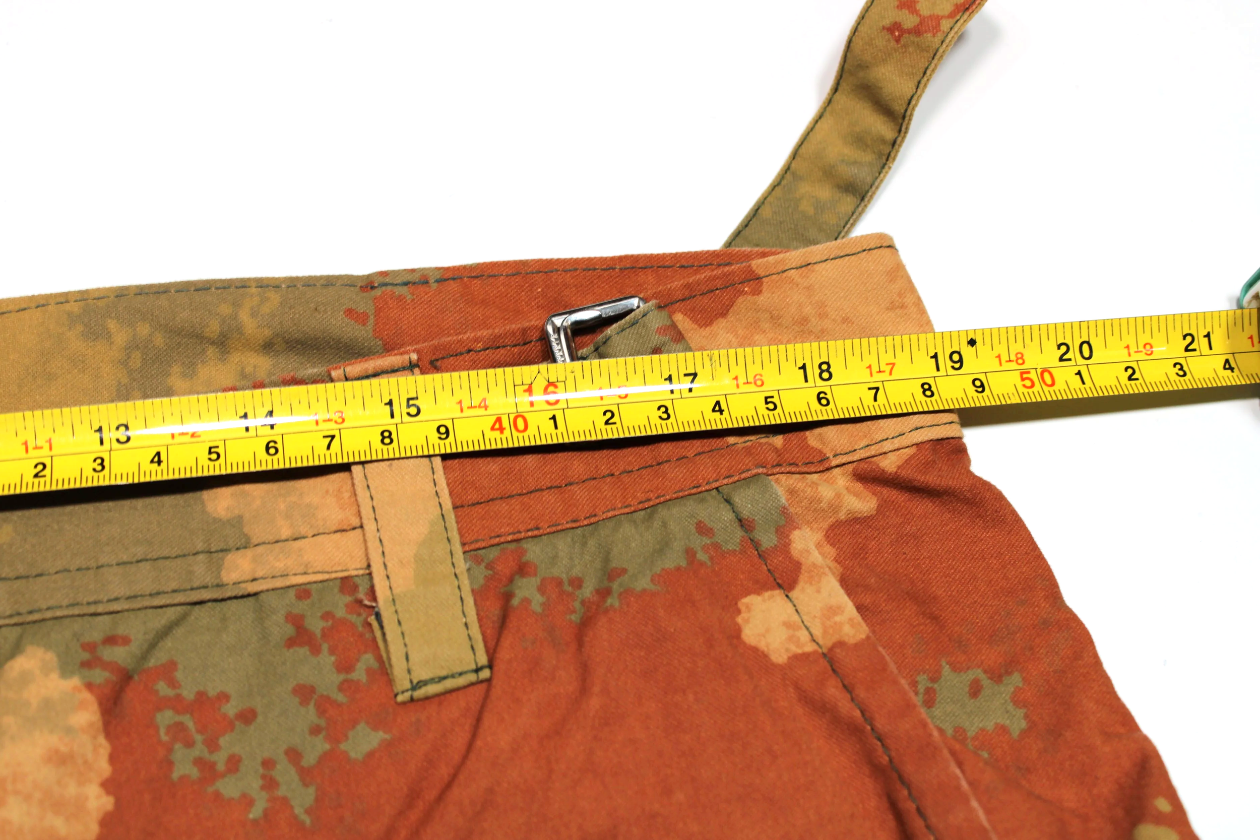 (Rare) Czech Military Agreco Experimental Desert Camo Pants Deadstock Large