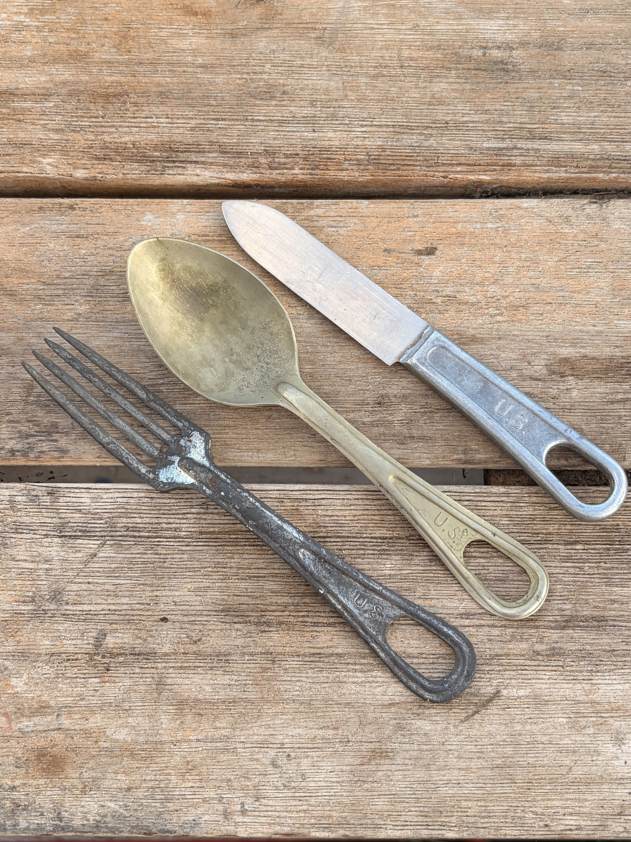 US Mess Kit Utensils, Mix WW2-Vietnam War