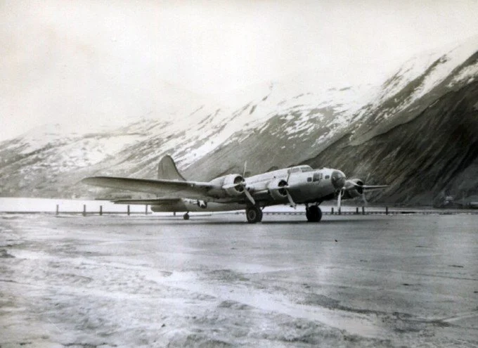 kodiak-1950s-17-05.jpg