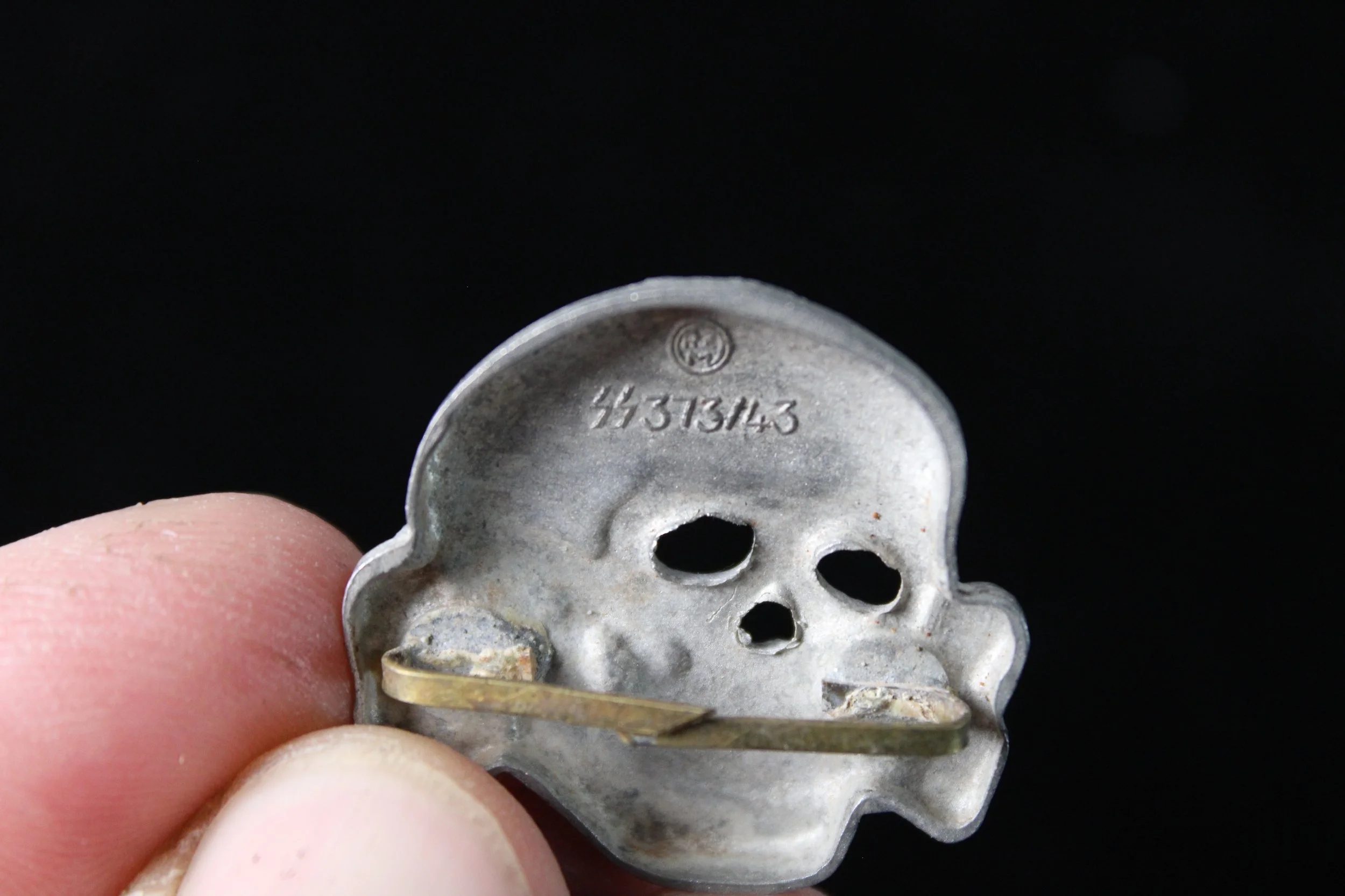 Reproduction WW2 German Waffen SS "Totenkopf" Visor Cap RZM 373/43 Skull & Eagle Matching Set