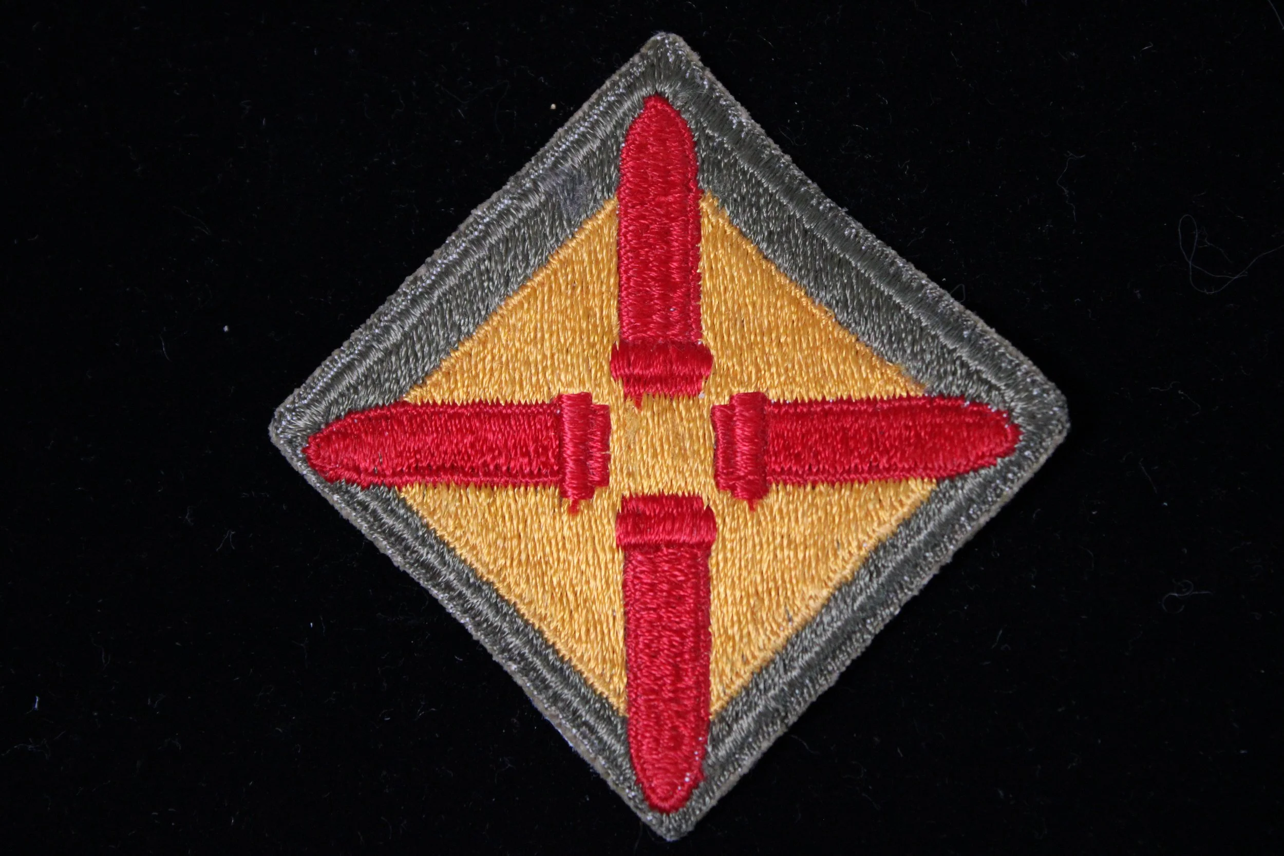 WWII Army 4th Coast Artillery District Patch