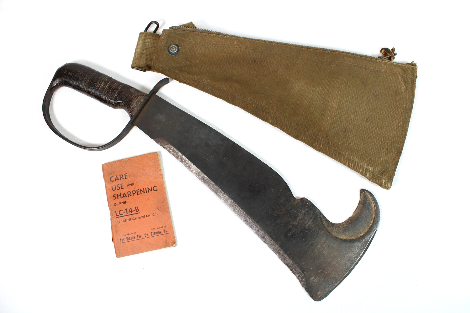 US WWII LC-14-B Victor Tool, Woodsman's Pal Machete & Manual-High