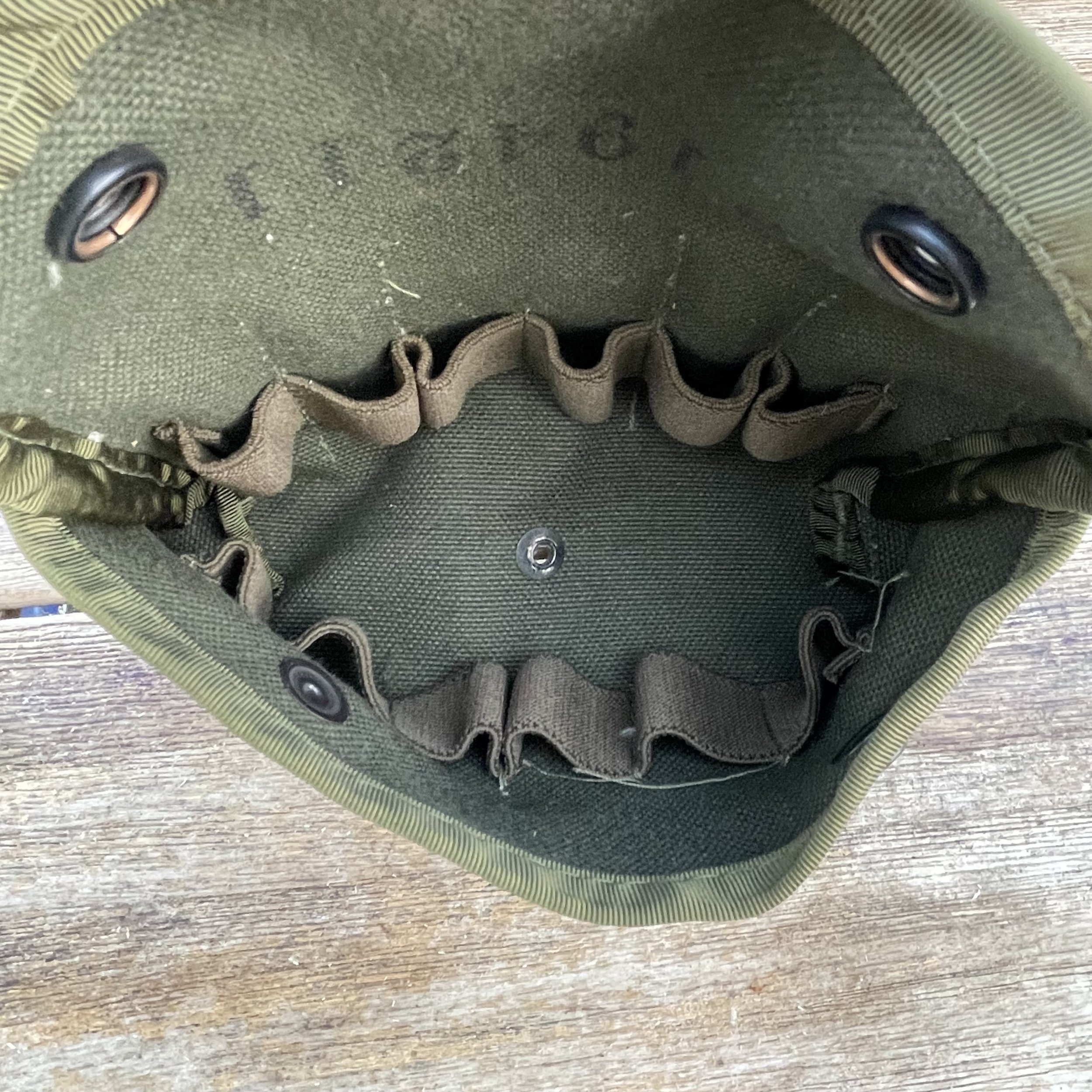 Shotgun Shell Pouch 12 Shells