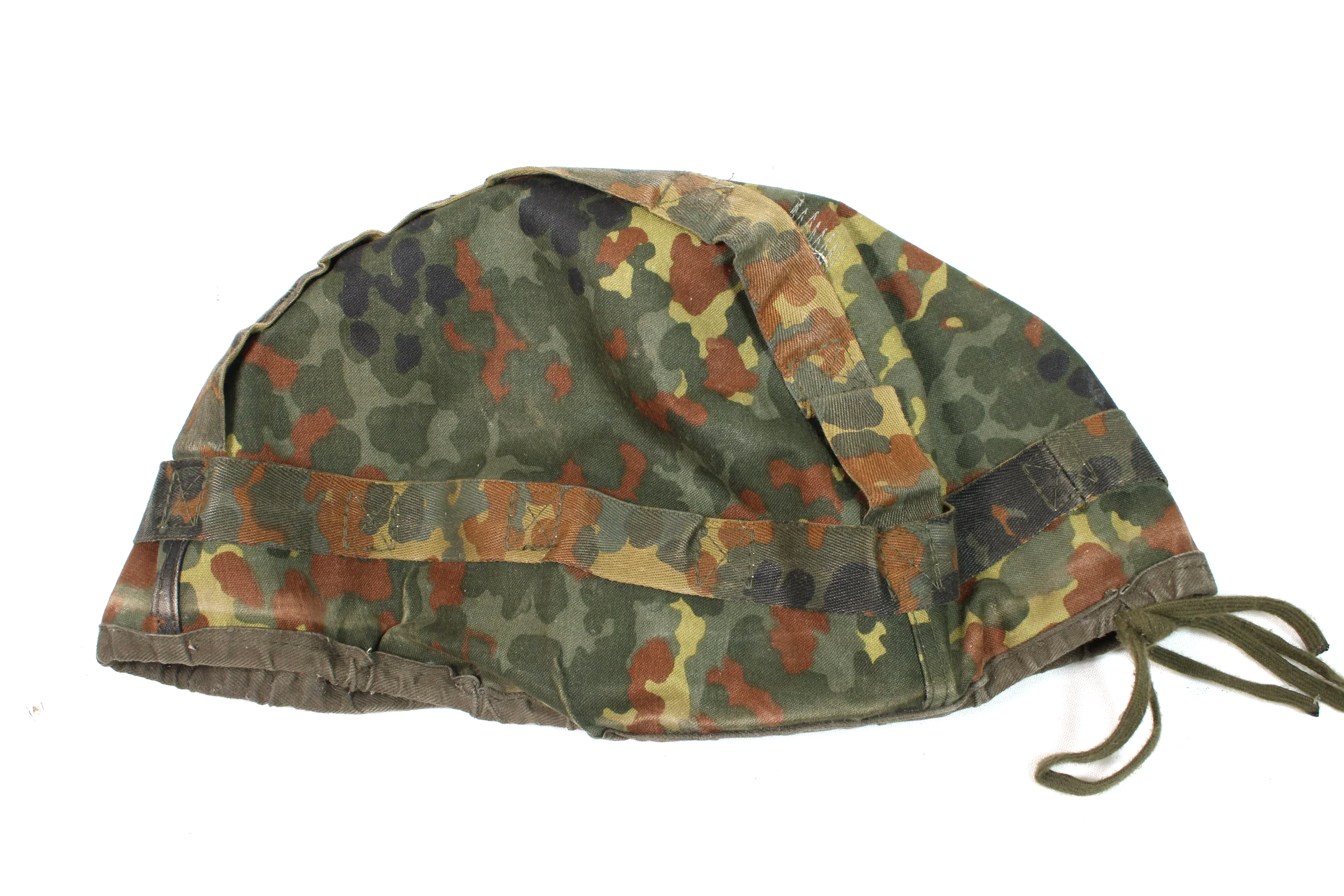 German Bundeswehr Flecktarn Helmet Cover Snow Reversible Large 58-60