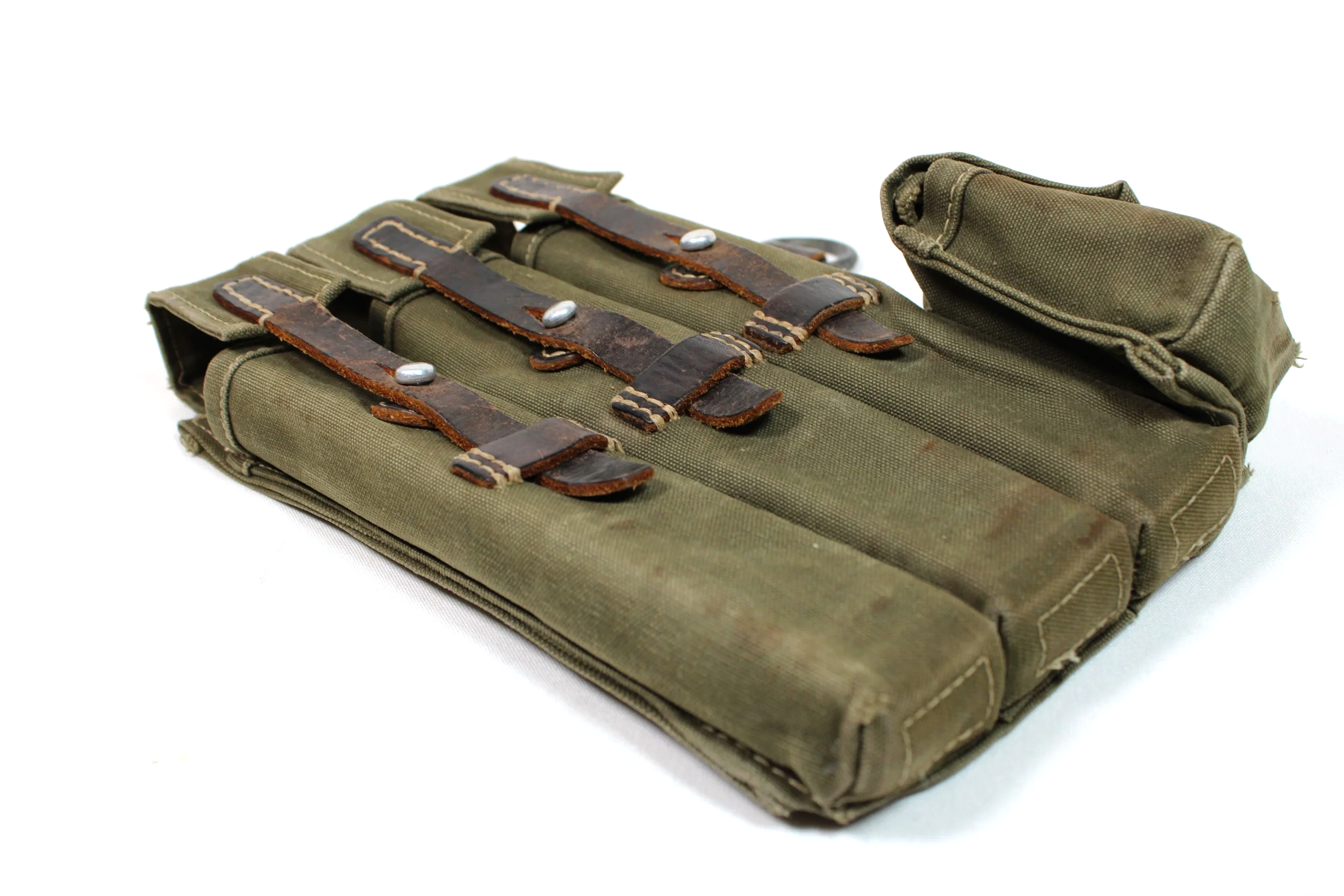 Original MP40 / MP38 Magazine Pouch