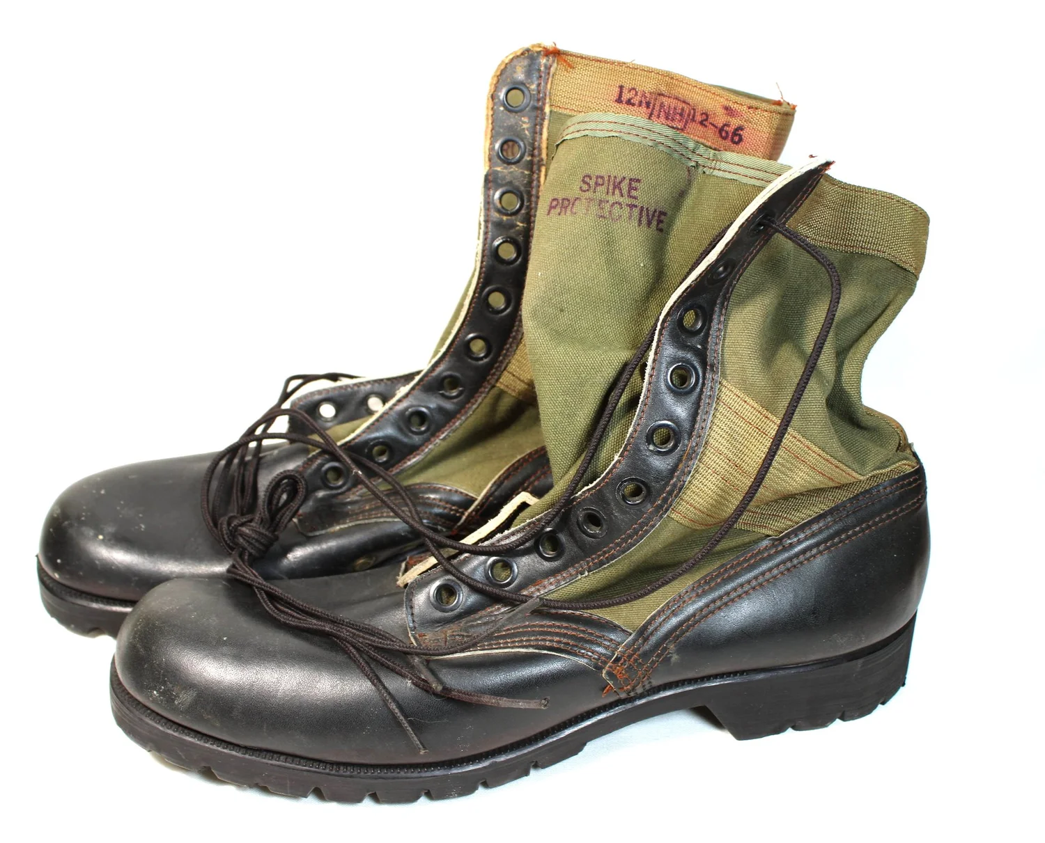 Original VIETNAM WAR 1966 JUNGLE BOOTS Hi-Pals - SIZE 12N 