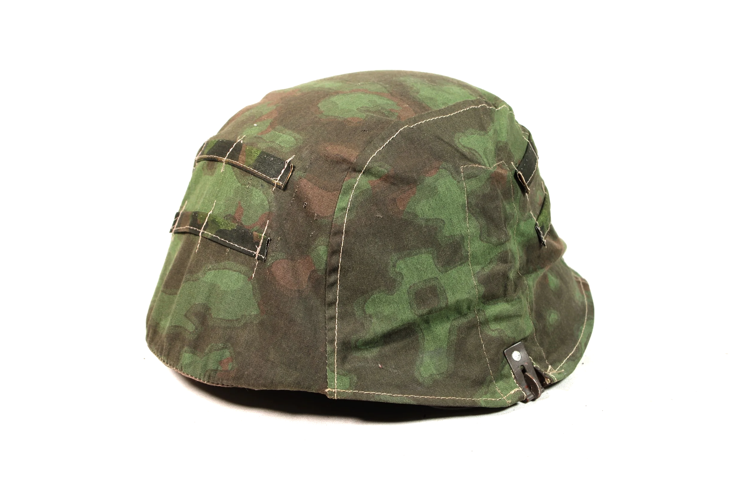 Reproduction Waffen SS Blurred Edge WW2 German Helmet Cover w/Mixed Loops