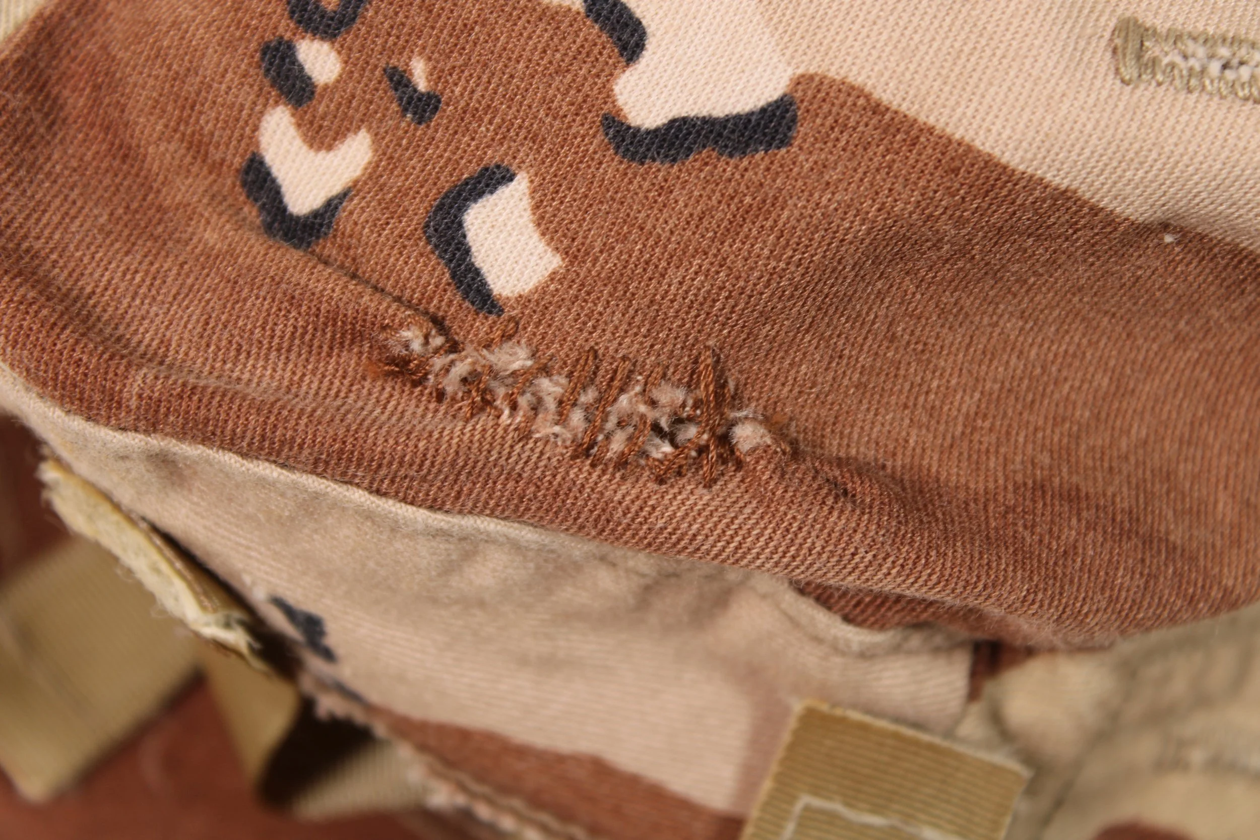 US PSAGT "Chocolate Chip" Desert Camouflage Helmet Cover Large