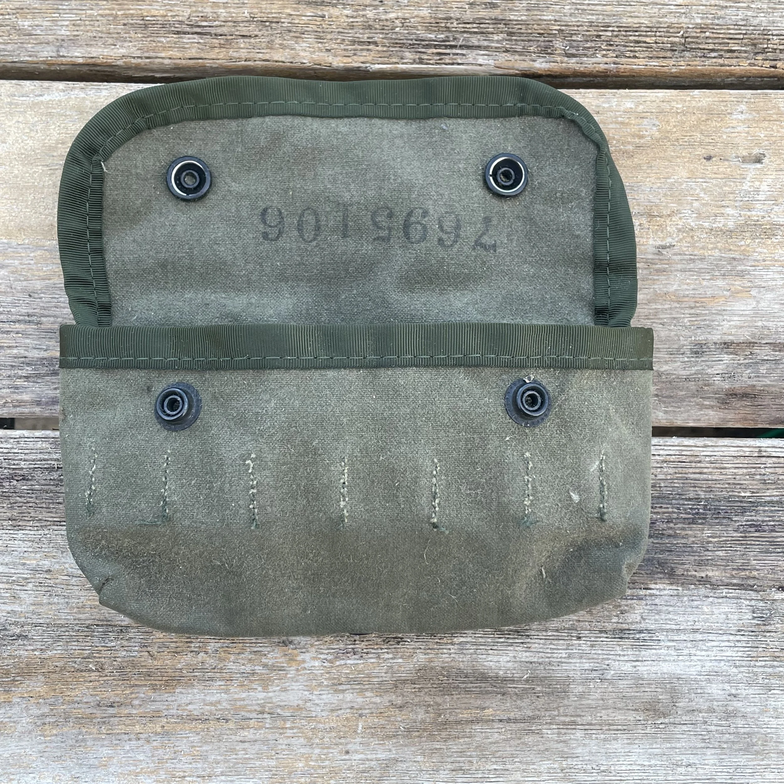 Shotgun Shell Pouch 12 Shells