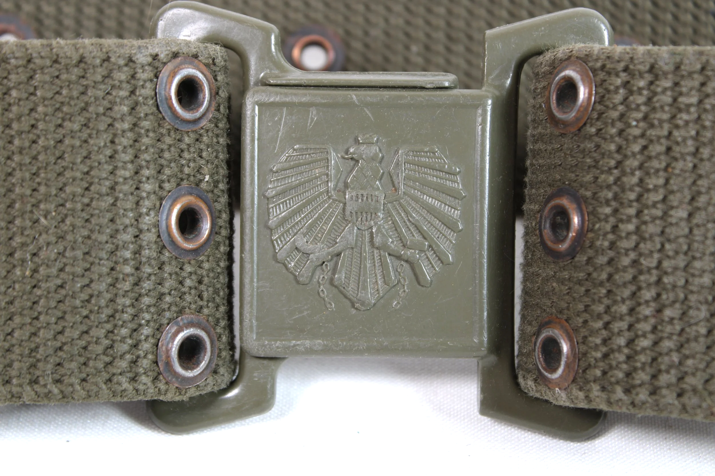 Austrian Army 3 Hole Web Belt , Broken Catch