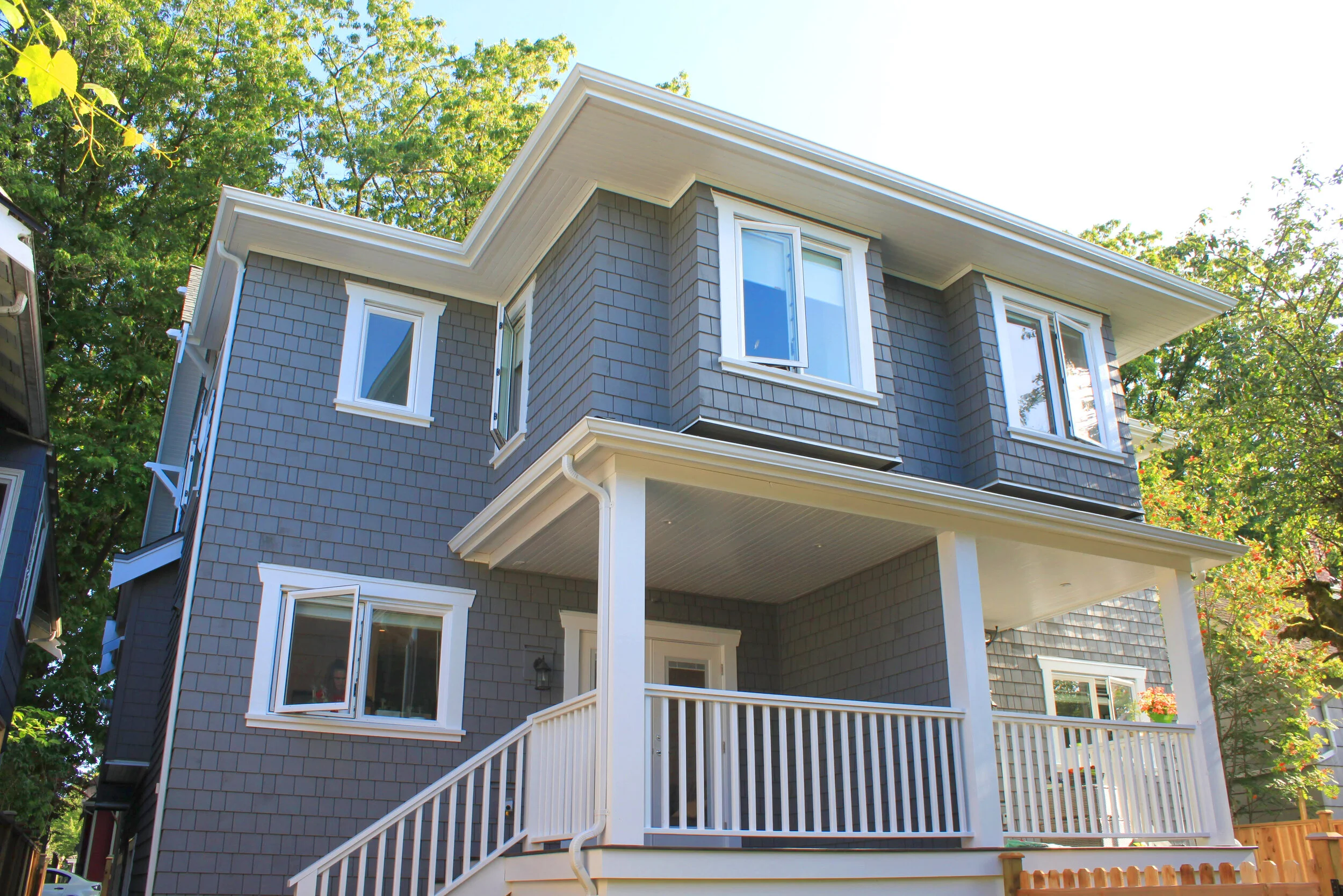 Fresh-and-up-painting-exterior-10.jpg