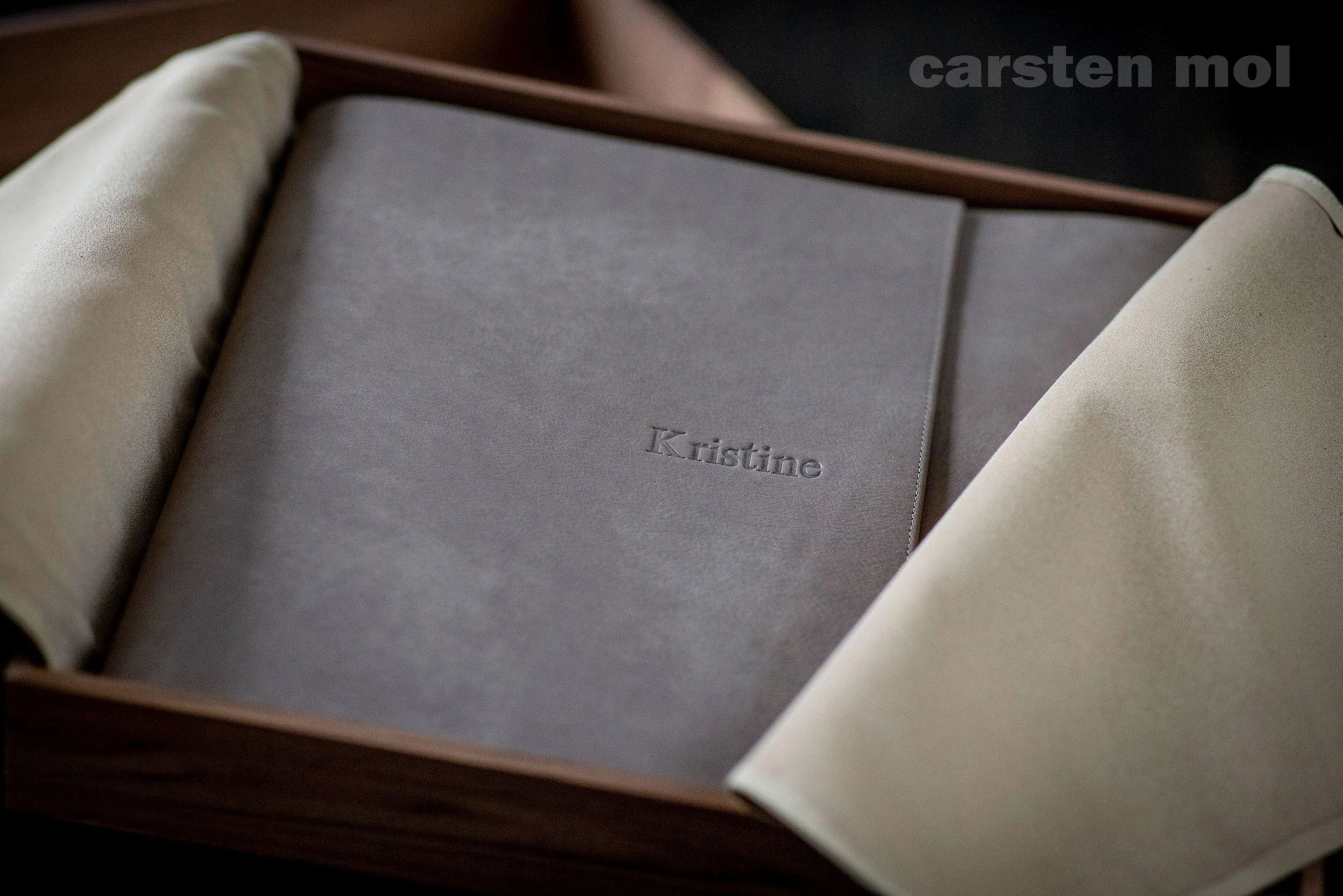 Portrait folio book 002.JPG