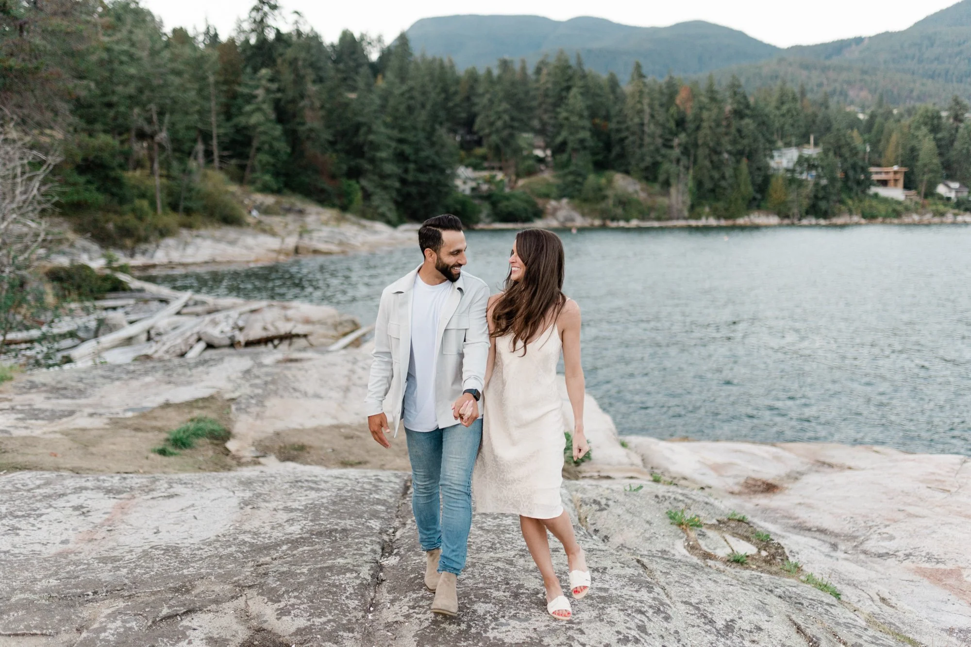 view our beach photo locations for wedding photography in vancouver bc