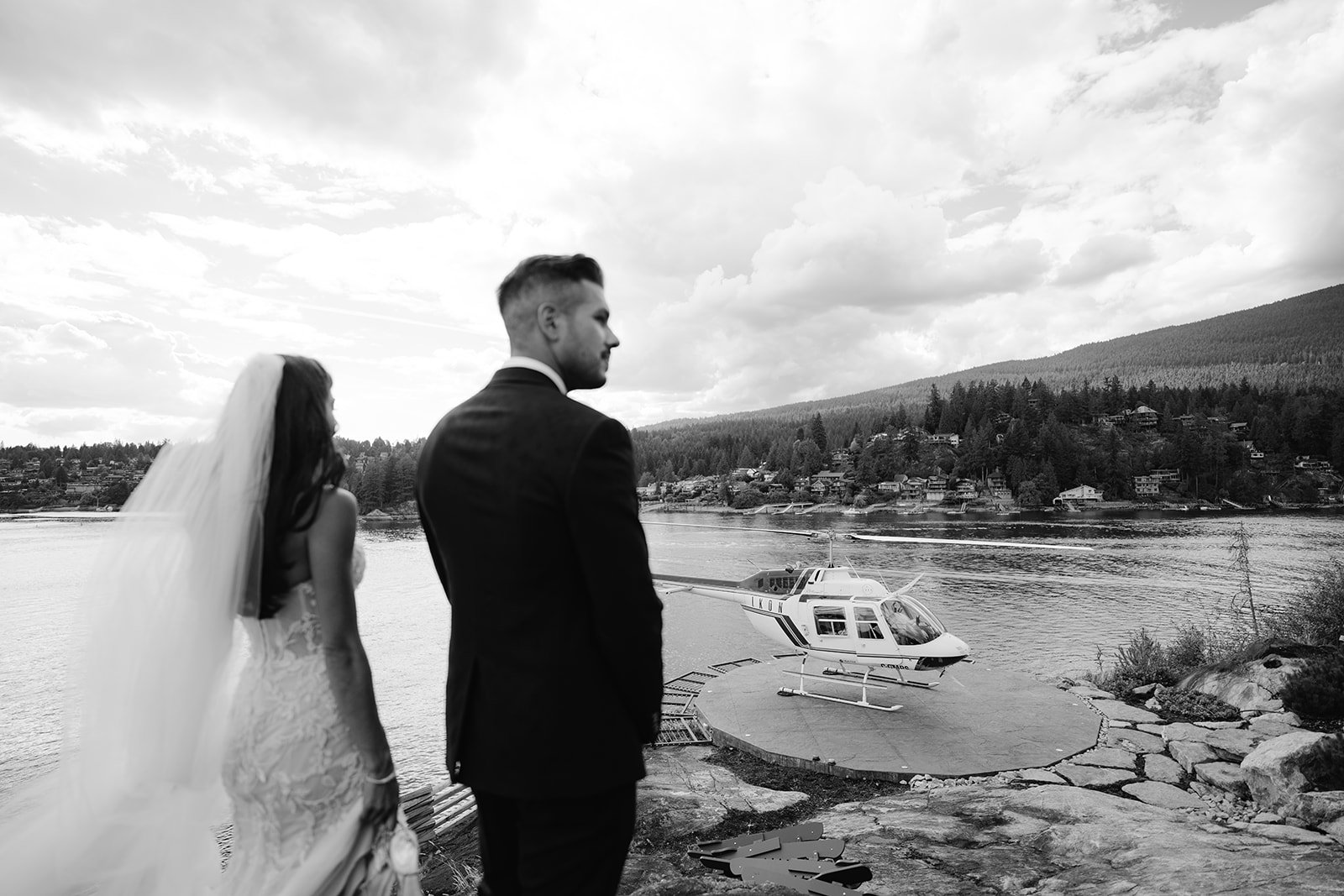 newly wedded Vancouver couple overlook aerial transport 