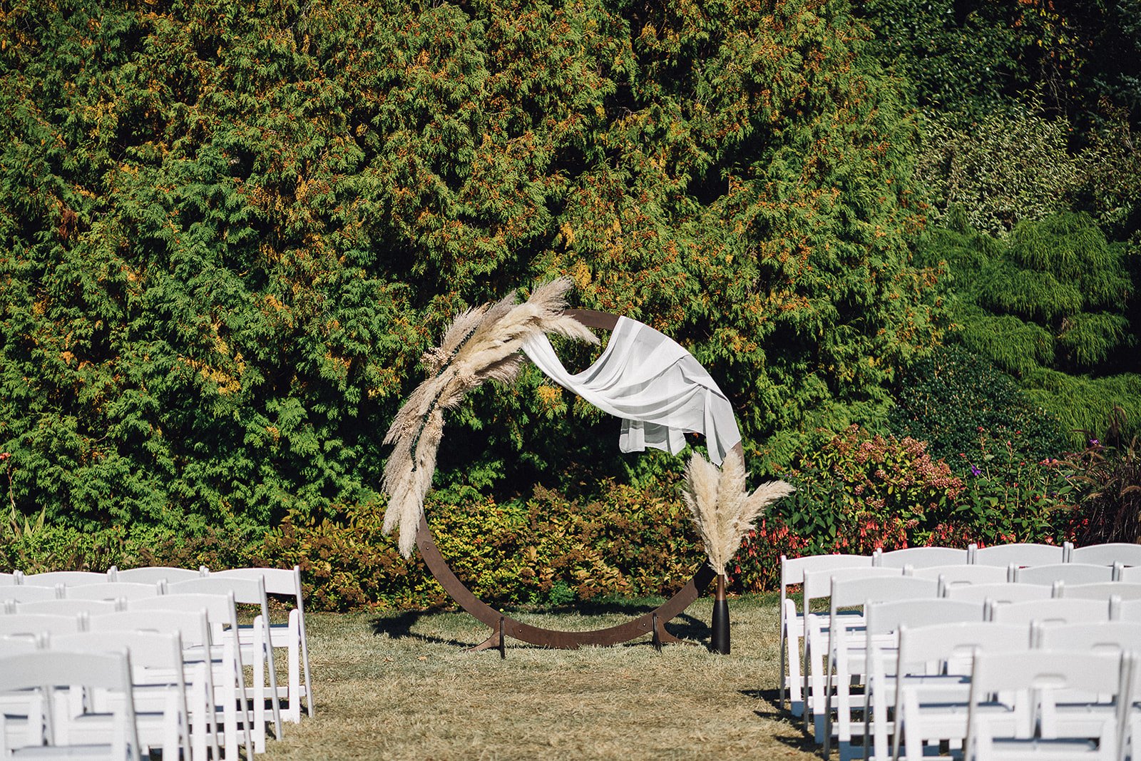 Vancouver-wedding-photographer-Cecil-green-park-house-Beautiful-life-studios-bc-219.jpg