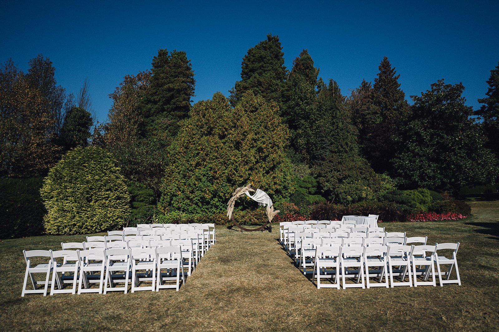Vancouver-wedding-photographer-Cecil-green-park-house-Beautiful-life-studios-bc-222.jpg