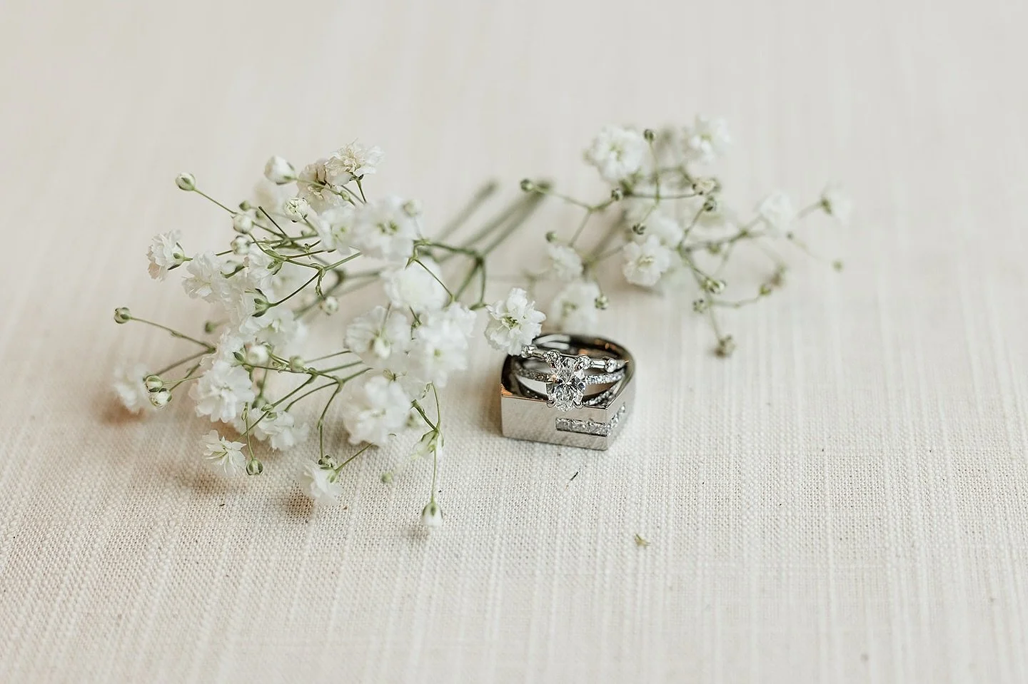The start of eternity 💍

#ringshot #aestheticringphotos #vancouverphotographer