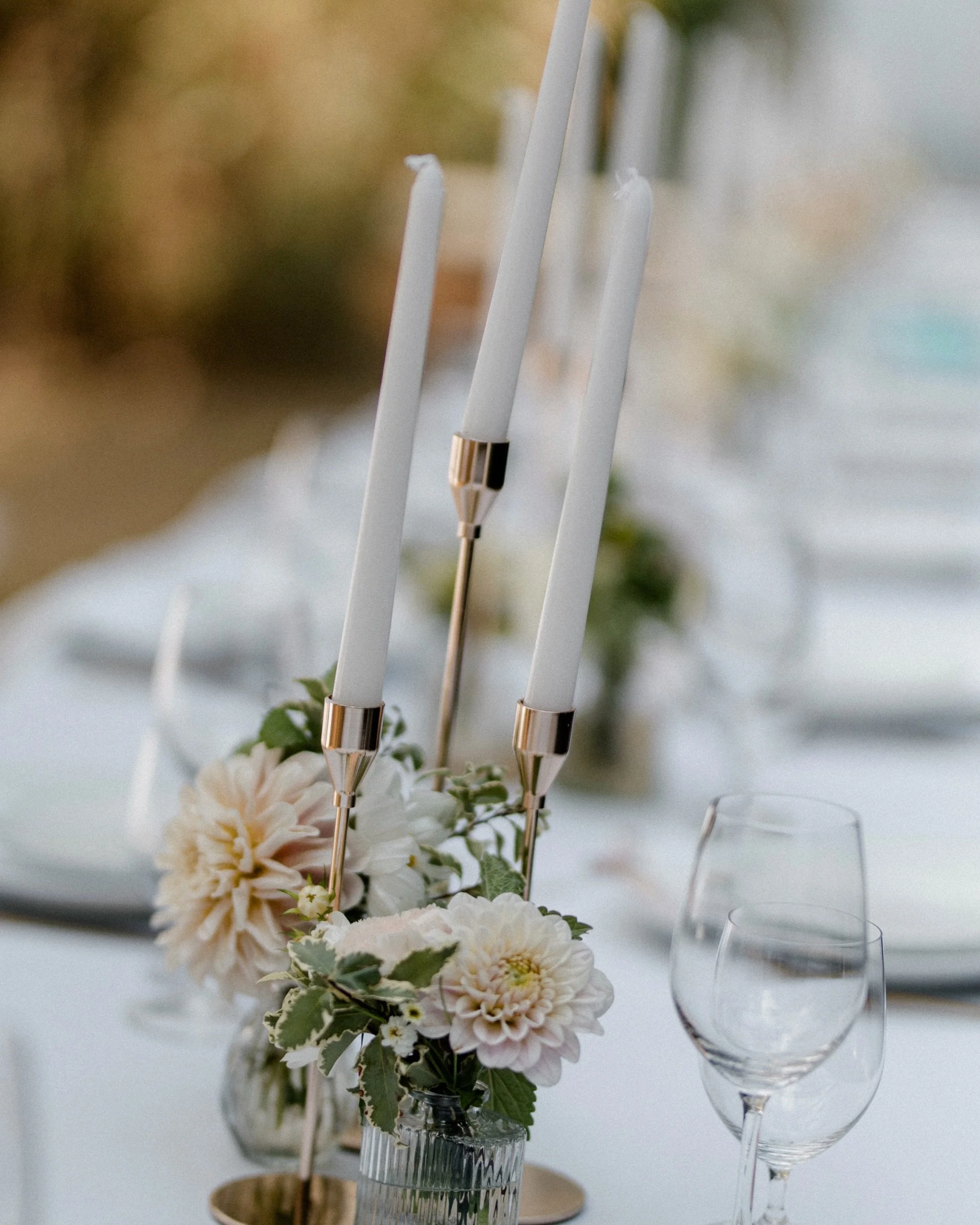 From the carefully chosen florals to the quiet, unscripted moments in between, every little piece tells a part of the story. The kind of memories that deserve to be held onto forever 🤍

#BCWeddingPhotographer #VancouverWeddingPhotography #WeddingDet